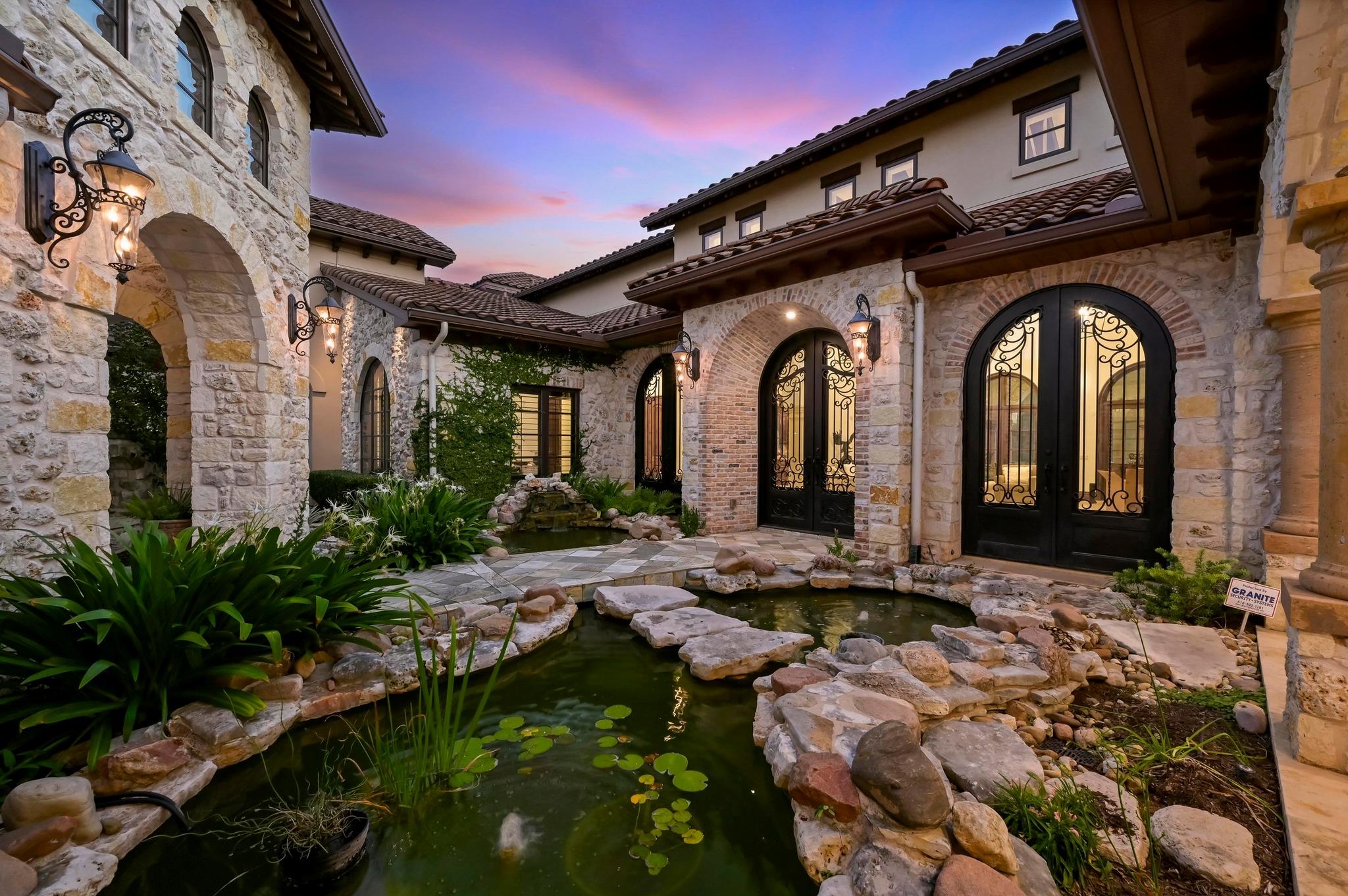 Image 12 of 39 For 13322 Shore Vista Dr