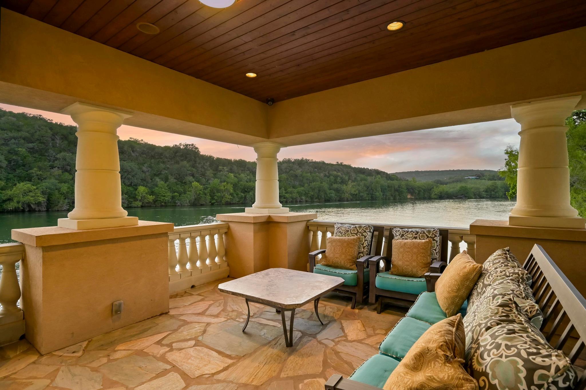 Image 28 of 39 For 13322 Shore Vista Dr