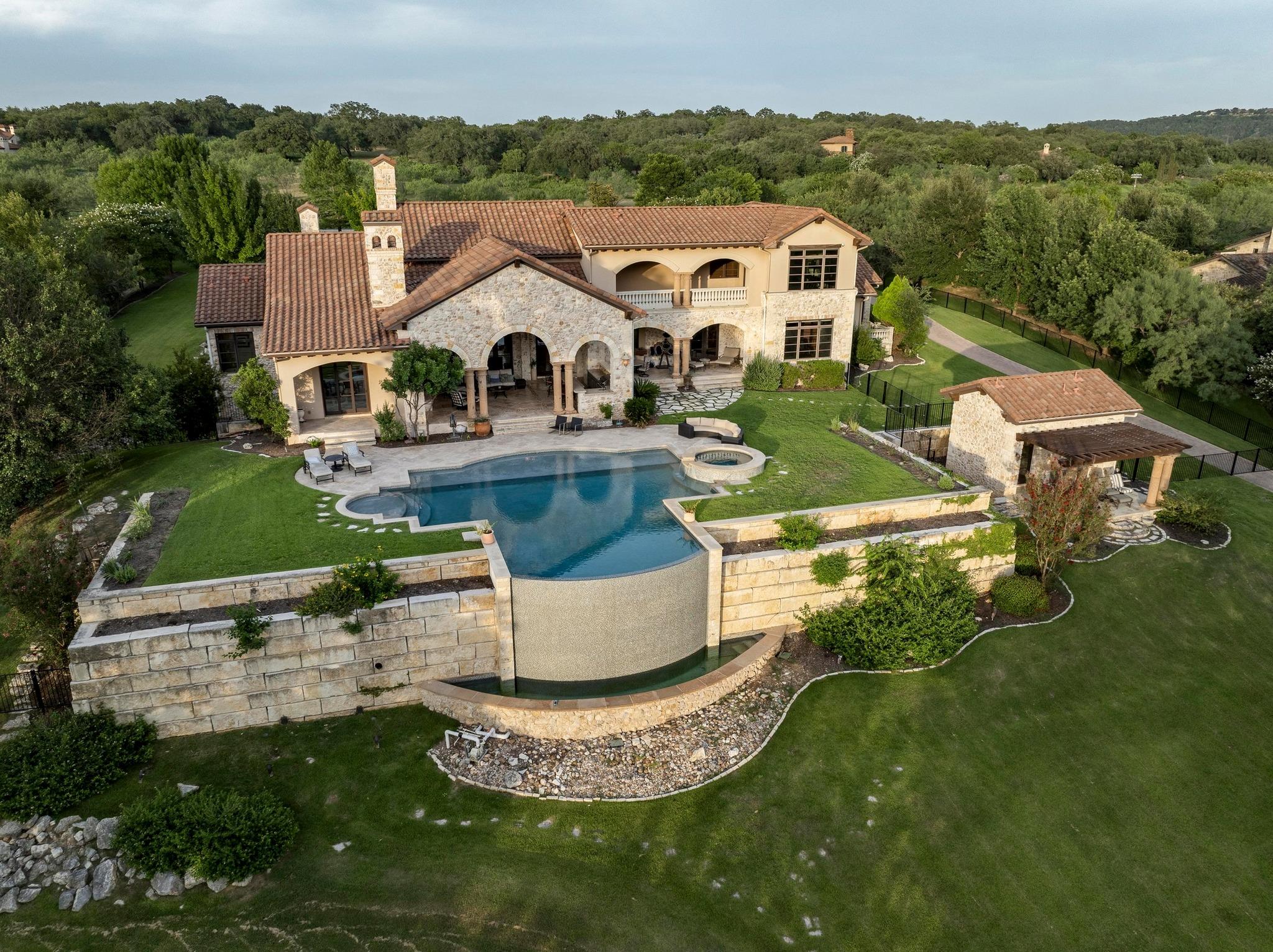 Image 37 of 39 For 13322 Shore Vista Dr