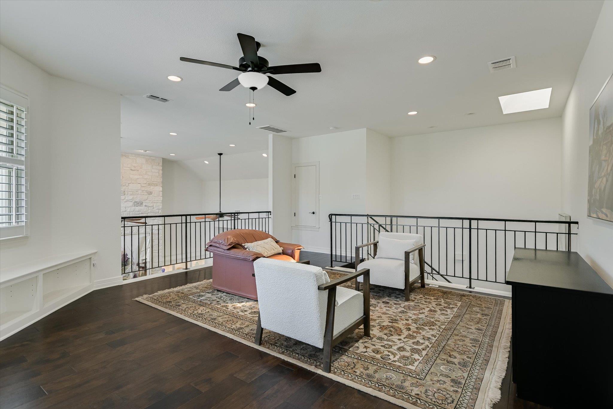 Image 15 of 31 For 2901 Maravillas Loop