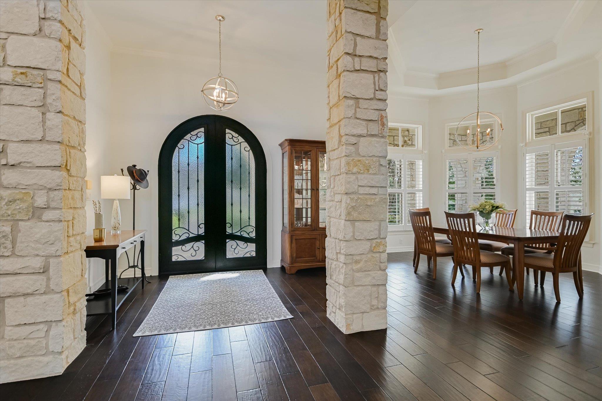 Image 5 of 31 For 2901 Maravillas Loop