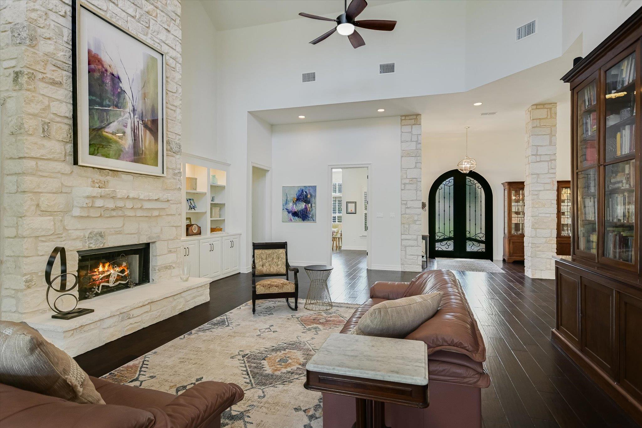 Image 6 of 31 For 2901 Maravillas Loop