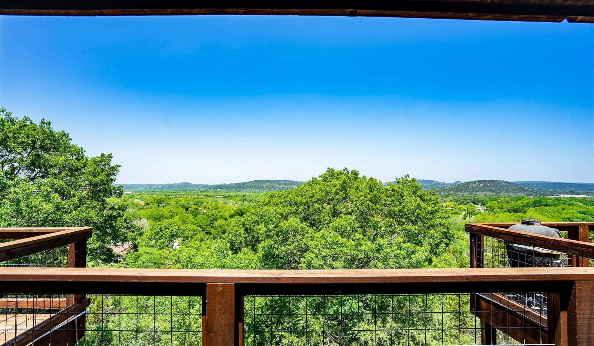 Image 3 of 27 For 1121 Bradstreet St