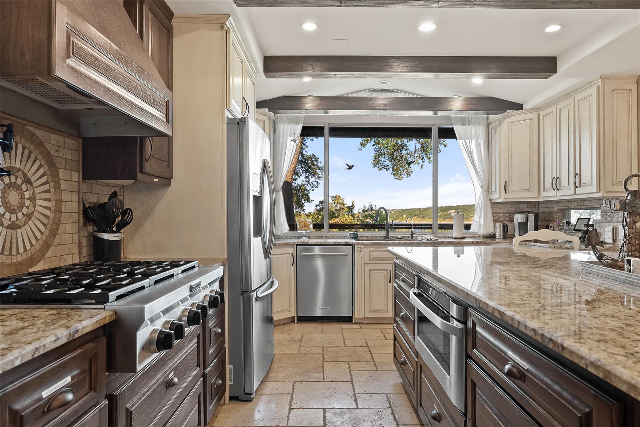 Image 11 of 40 For 259 Oak Hideaway Dr