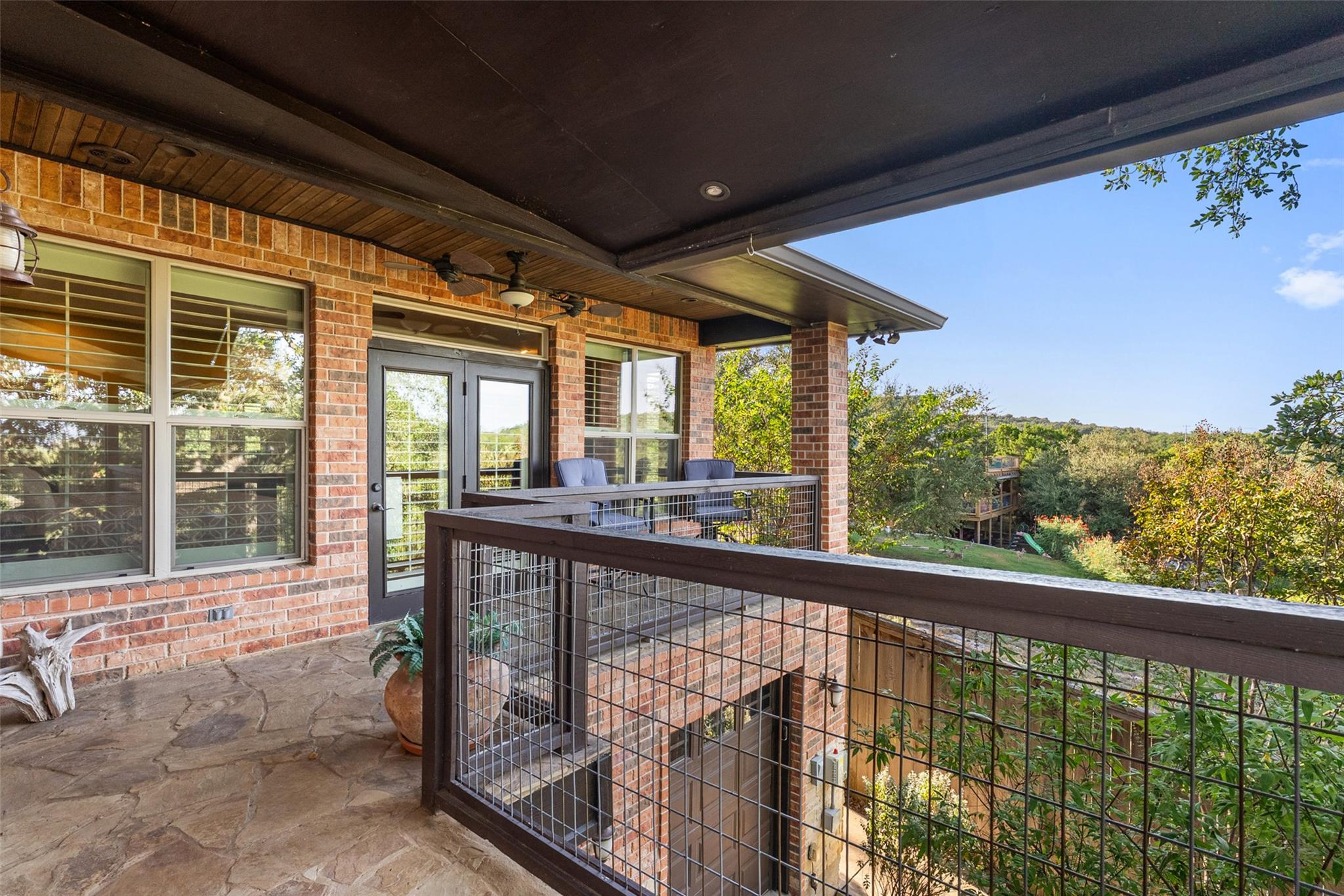 Image 19 of 40 For 259 Oak Hideaway Dr