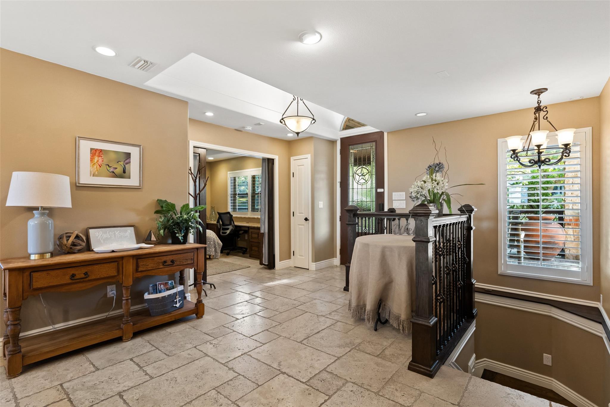 Image 27 of 40 For 259 Oak Hideaway Dr