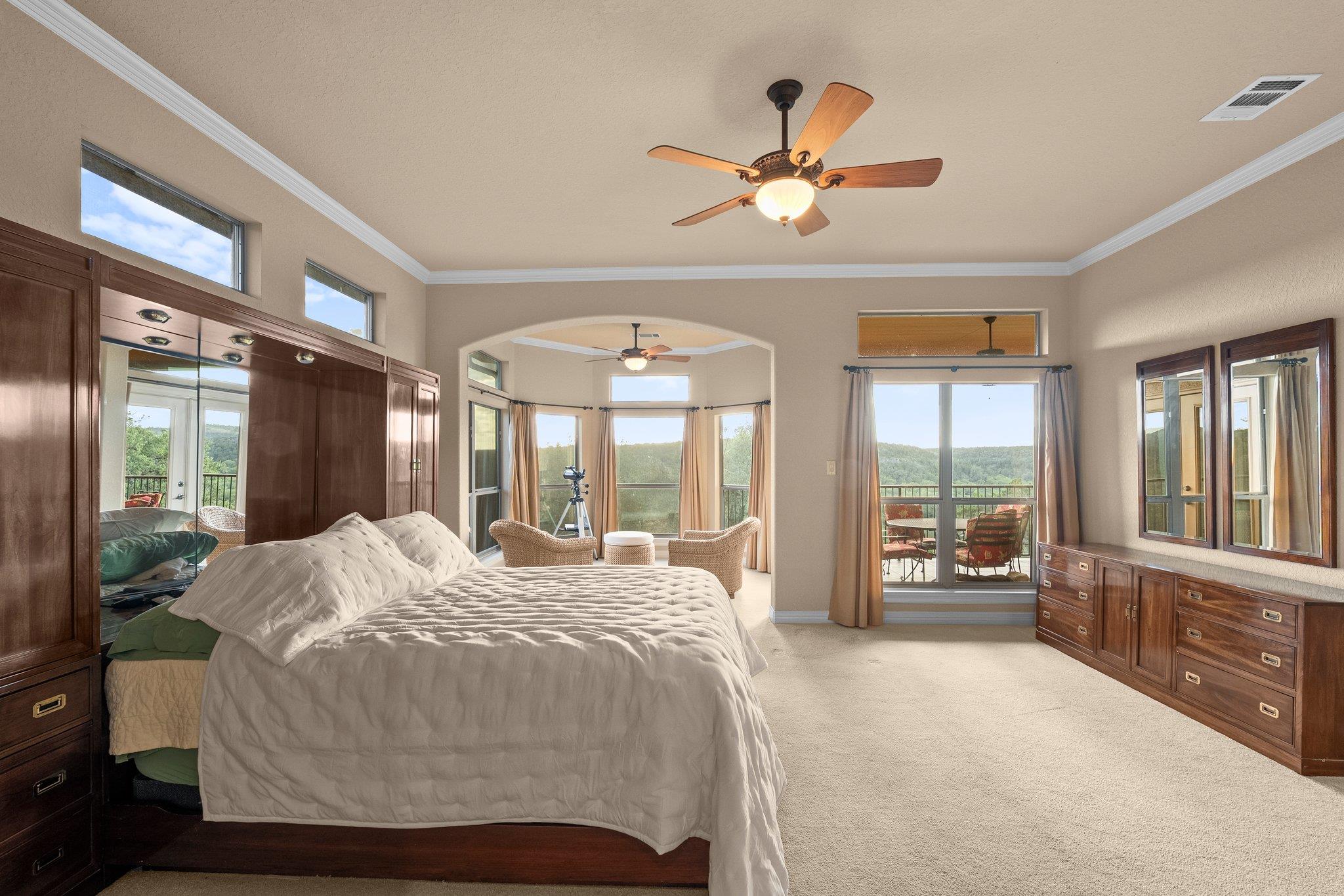 Image 18 of 40 For 5310 River Oaks Dr