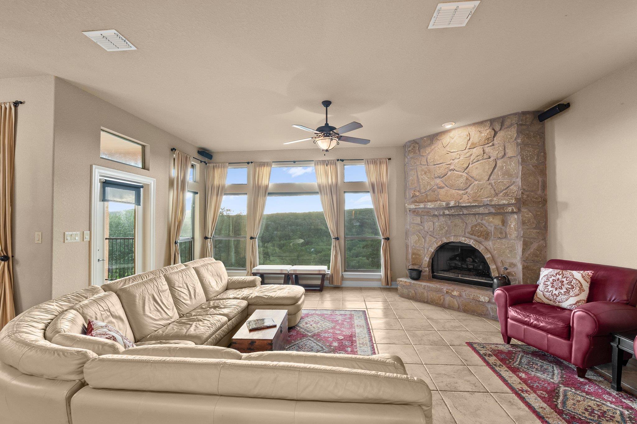 Image 31 of 40 For 5310 River Oaks Dr