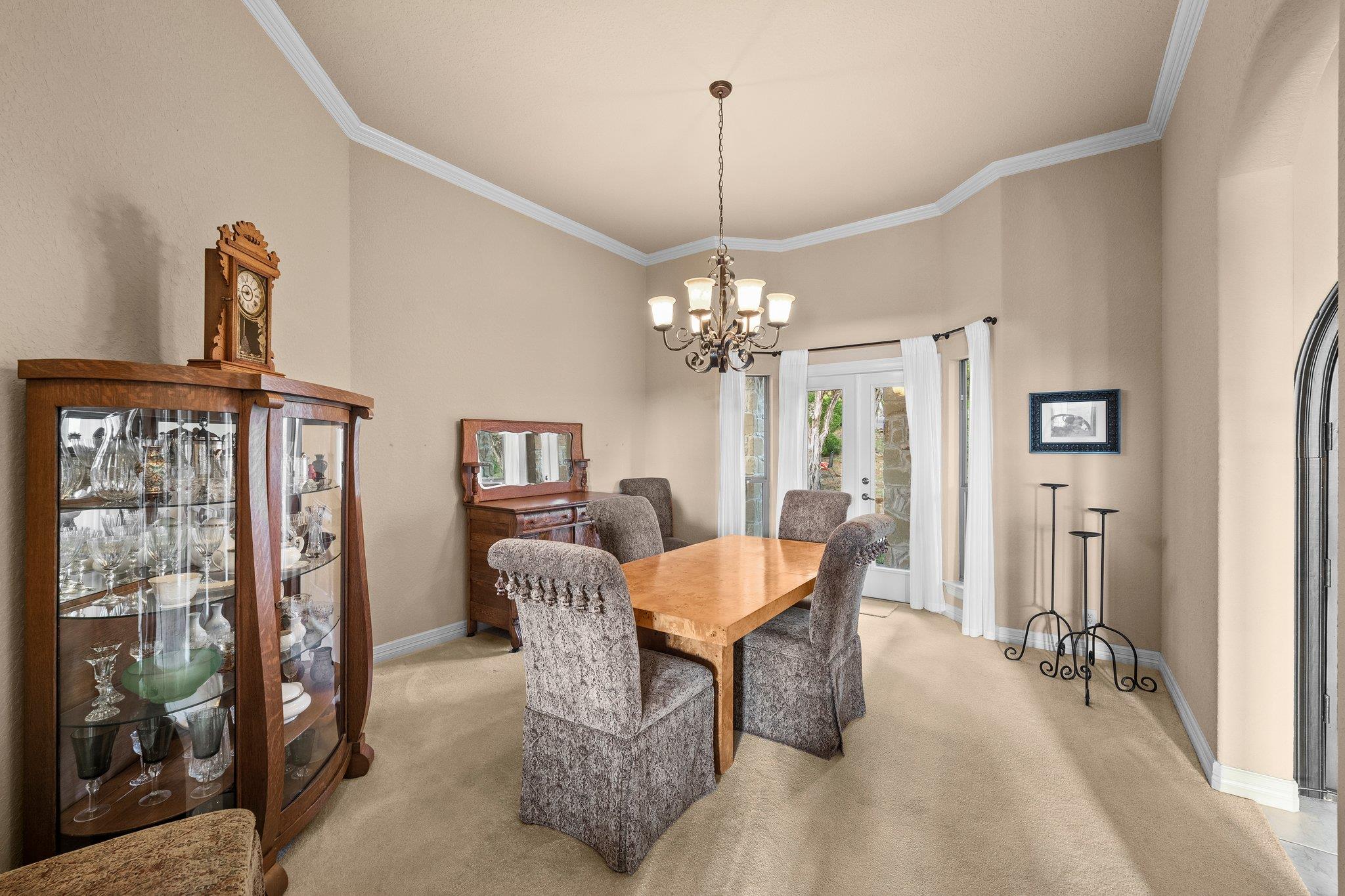 Image 6 of 40 For 5310 River Oaks Dr