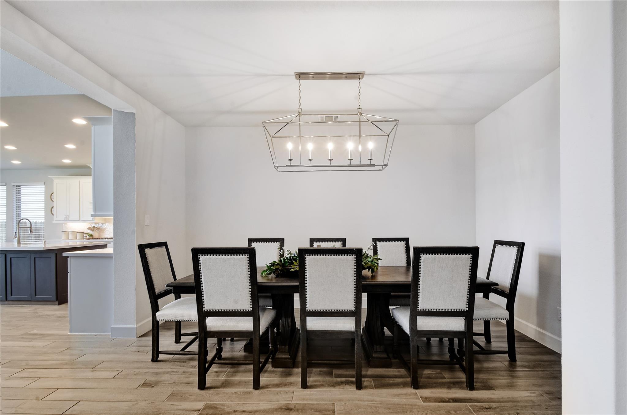 Image 10 of 39 For 3213 Little Willow