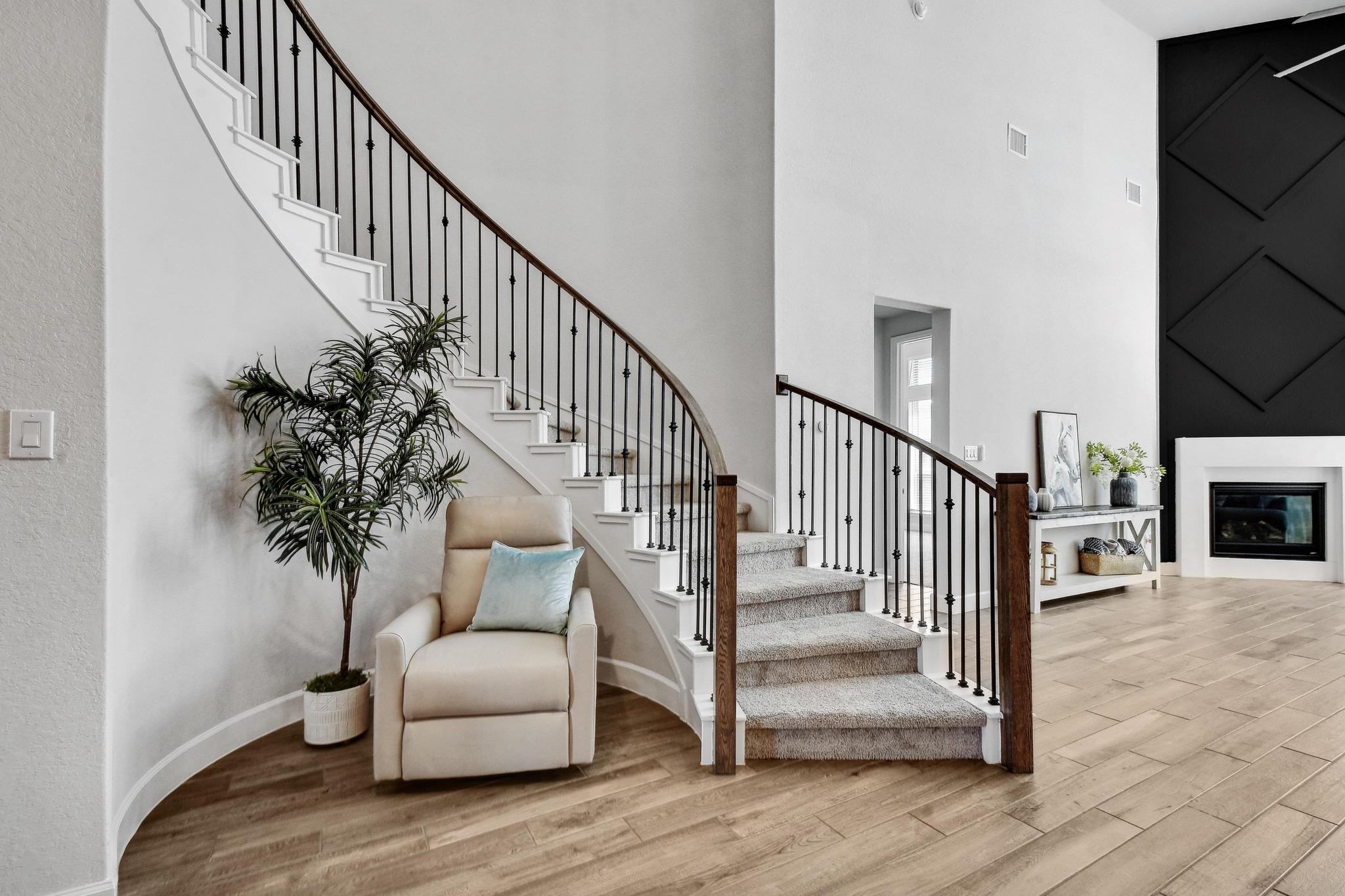 Image 23 of 39 For 3213 Little Willow