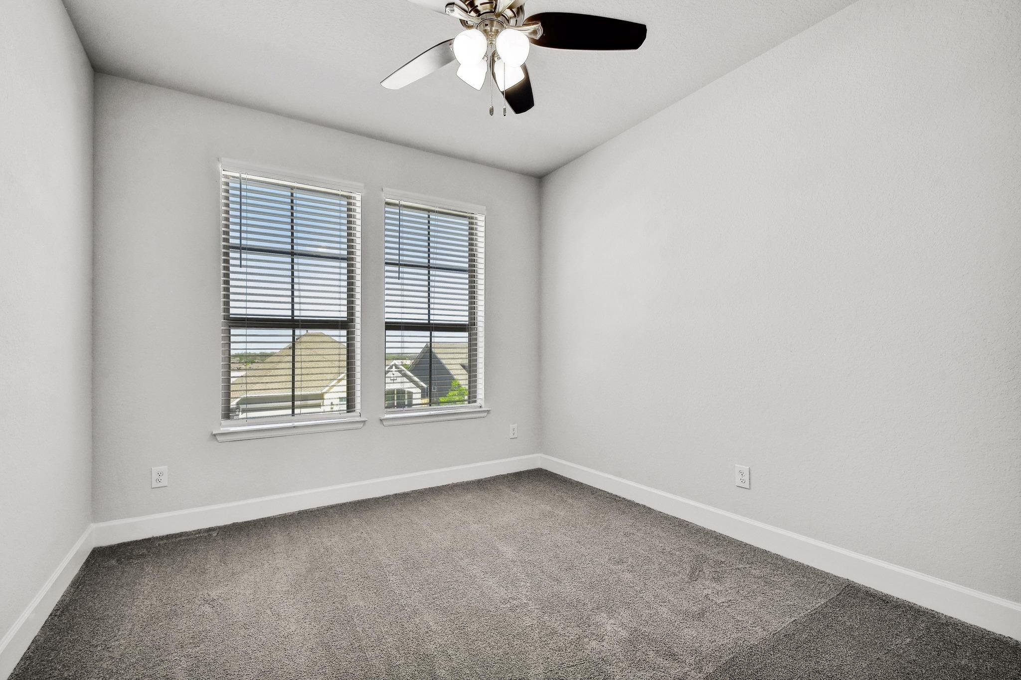 Image 30 of 39 For 3213 Little Willow