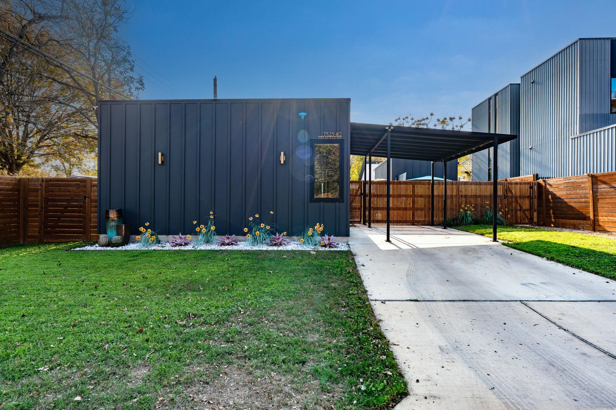 Details for 7525 Delafield Ln B, Austin, TX 78752