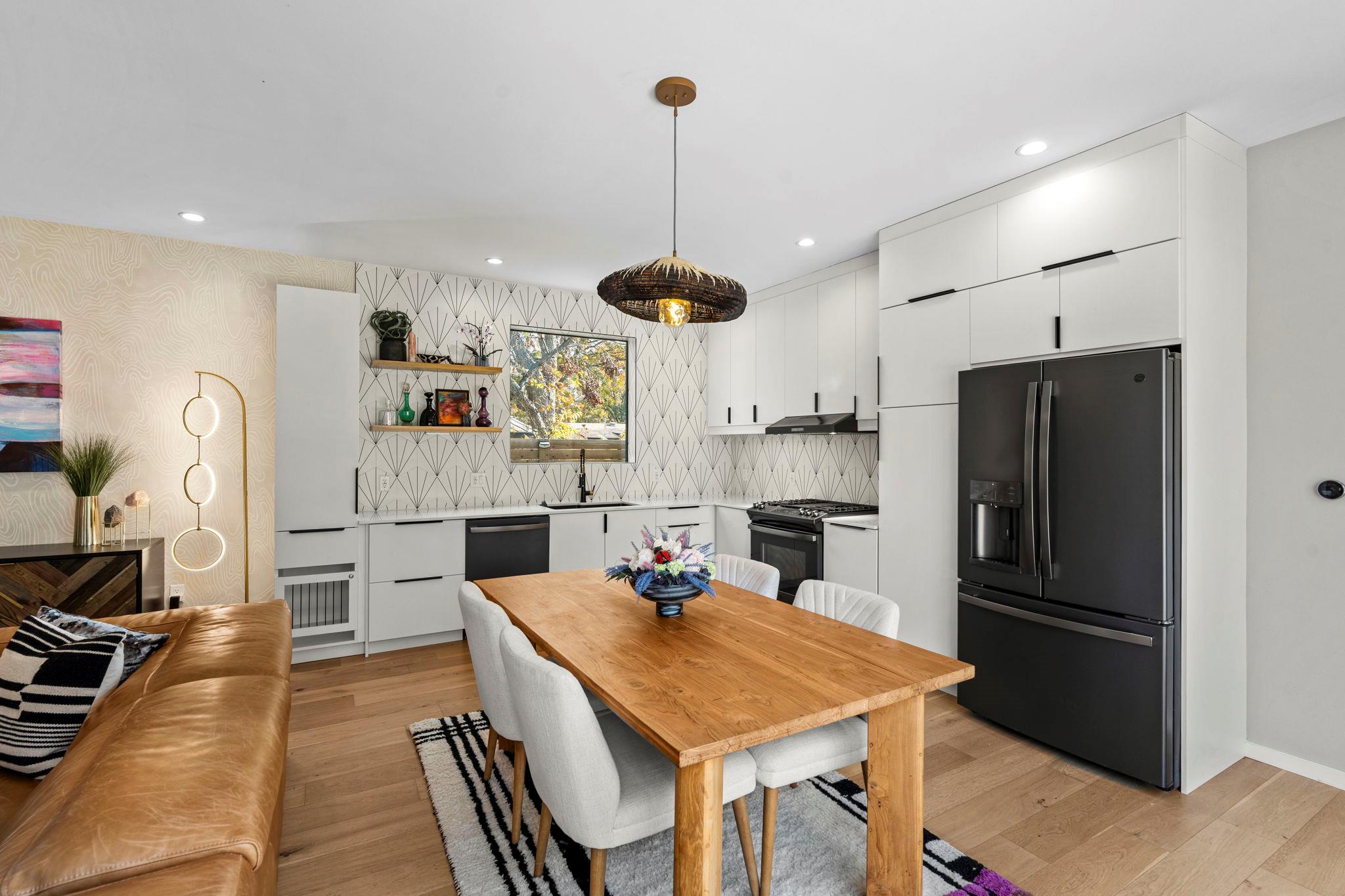 Image 13 of 37 For 7525 Delafield Ln B