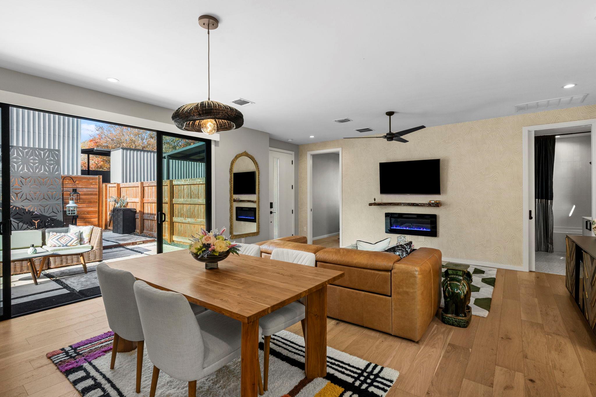 Image 14 of 37 For 7525 Delafield Ln B