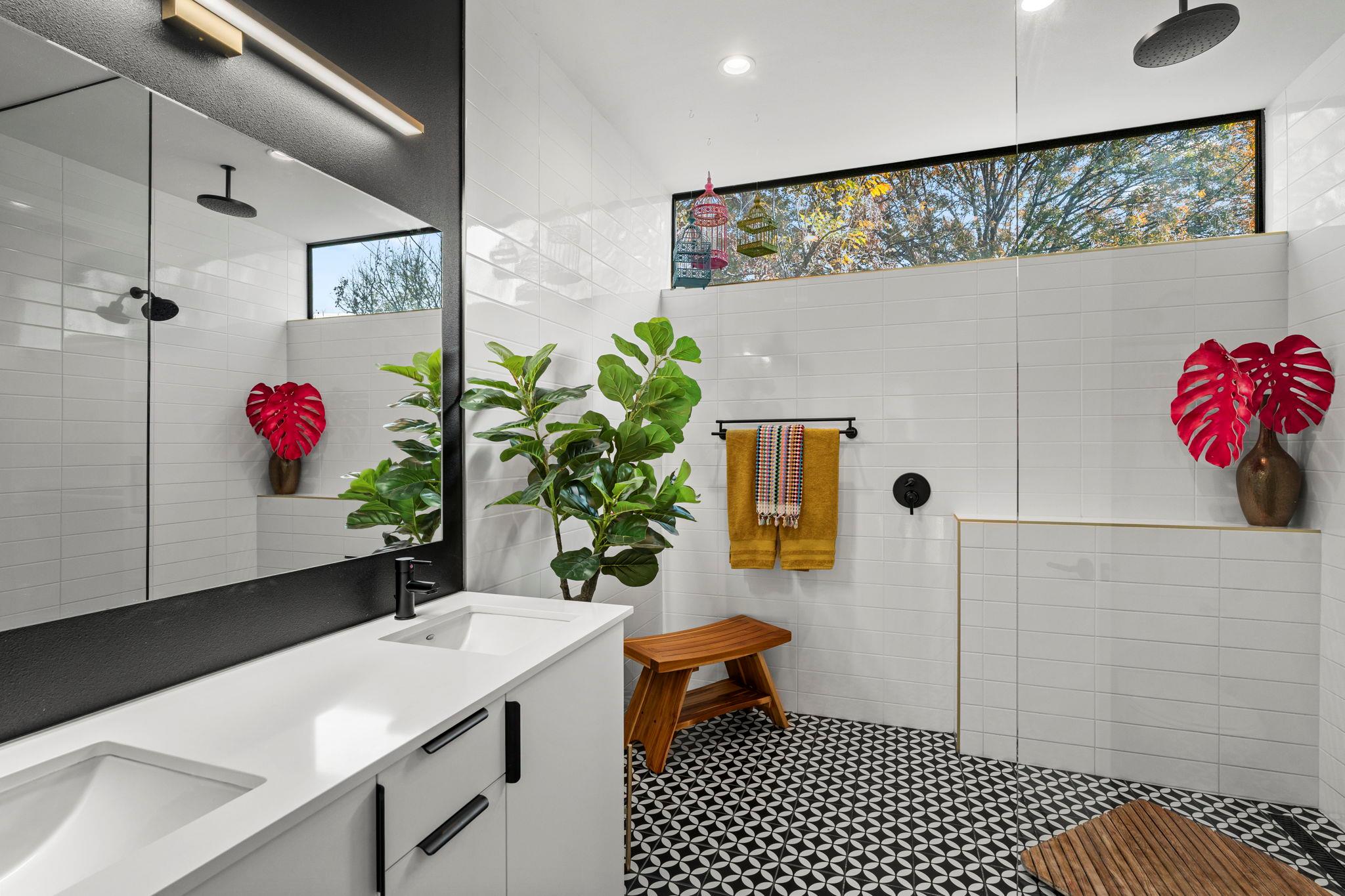 Image 17 of 37 For 7525 Delafield Ln B