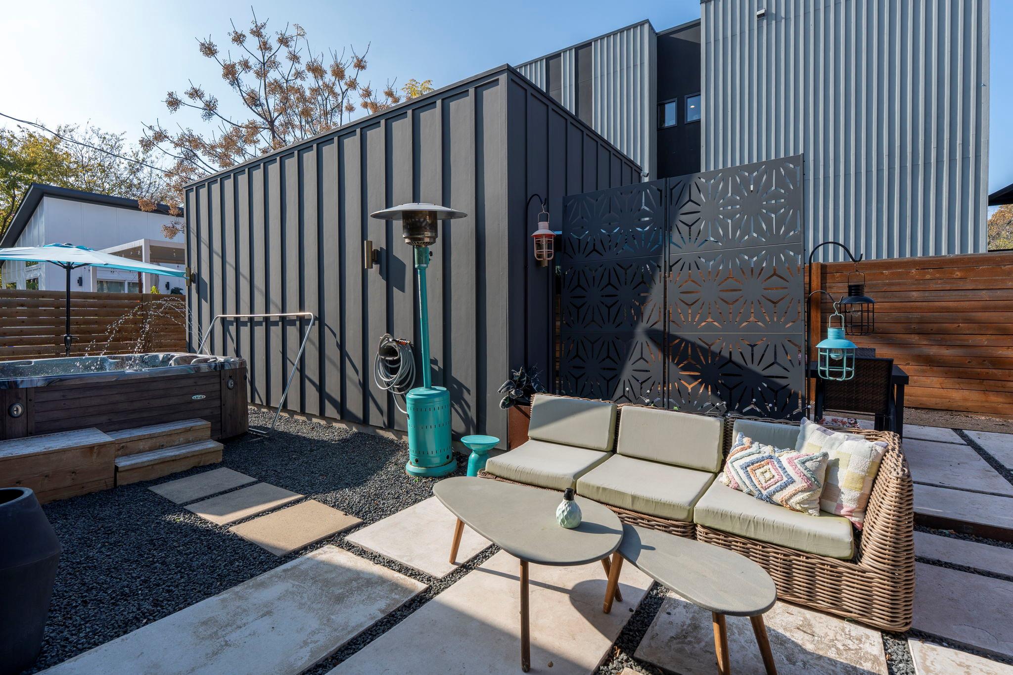 Image 21 of 37 For 7525 Delafield Ln B