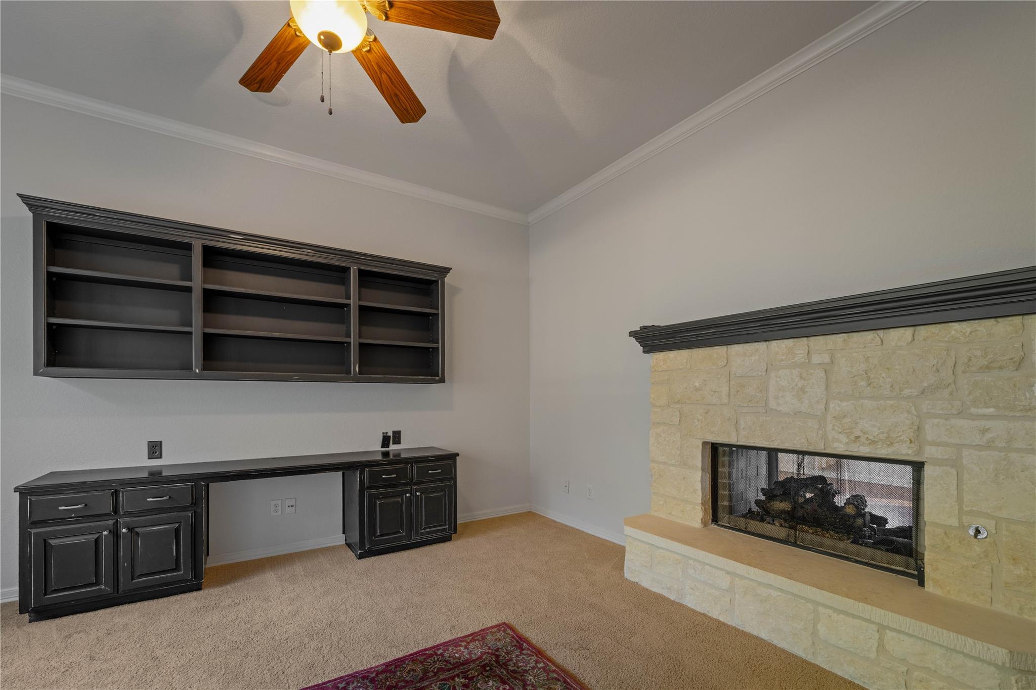 Image 20 of 38 For 758 Mission Hts