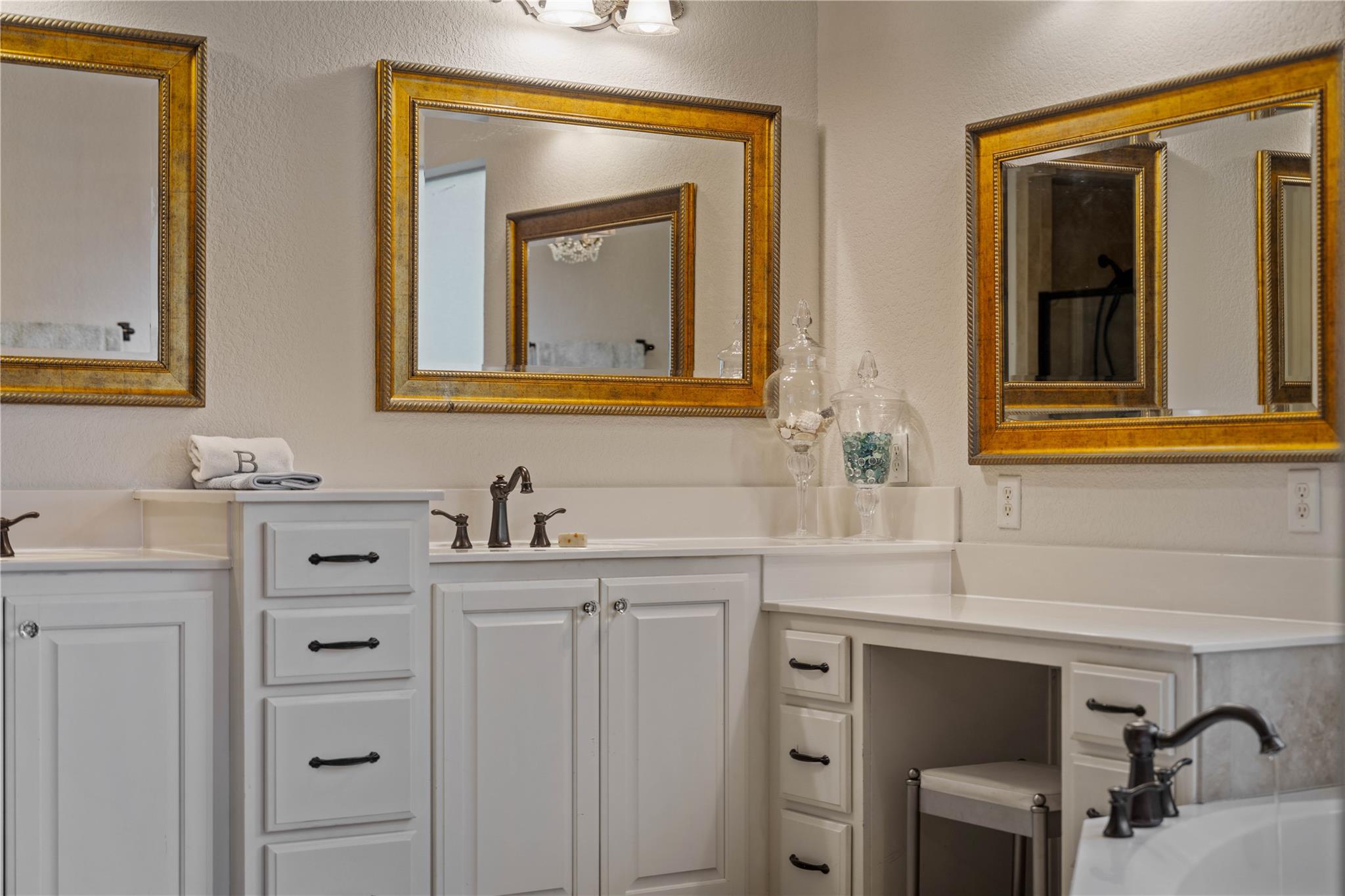 Image 23 of 38 For 758 Mission Hts