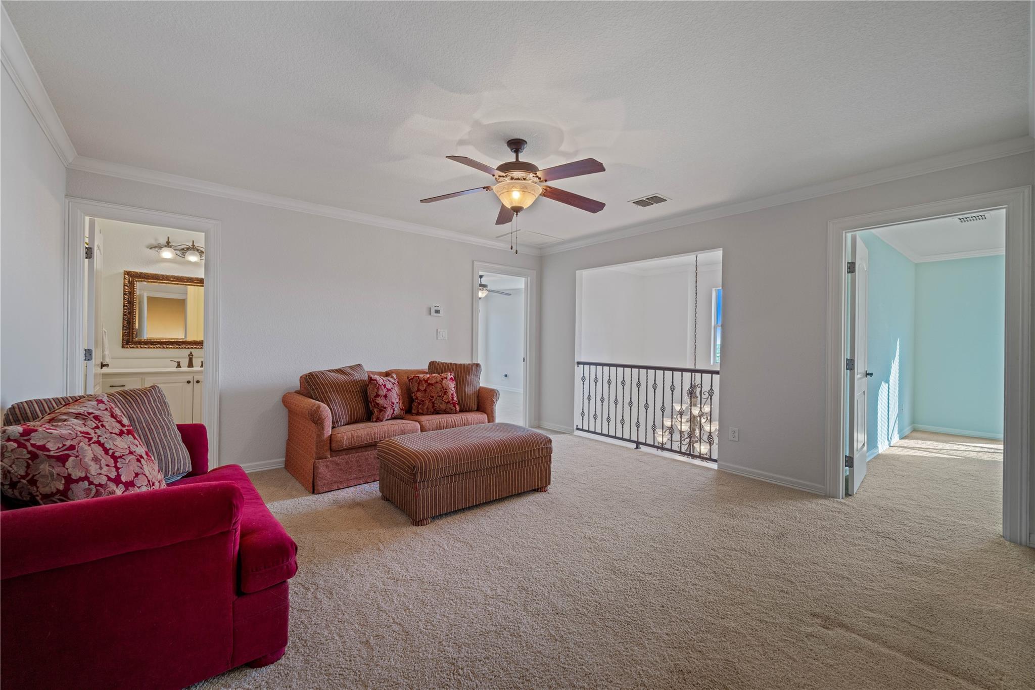 Image 27 of 38 For 758 Mission Hts