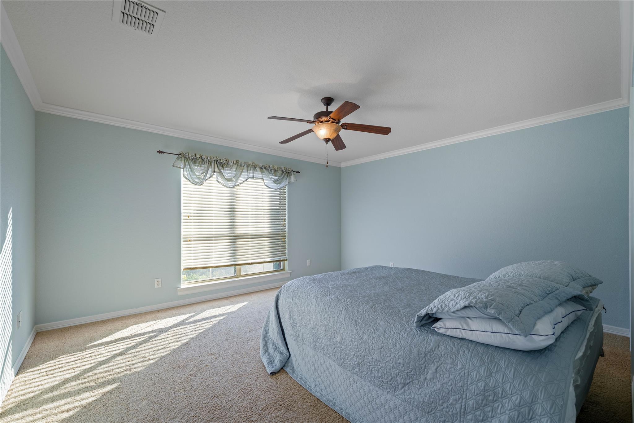 Image 28 of 38 For 758 Mission Hts