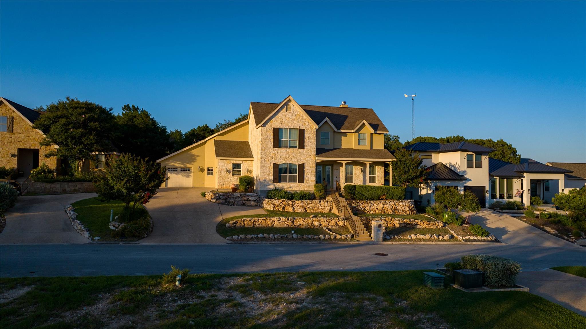 Image 37 of 38 For 758 Mission Hts