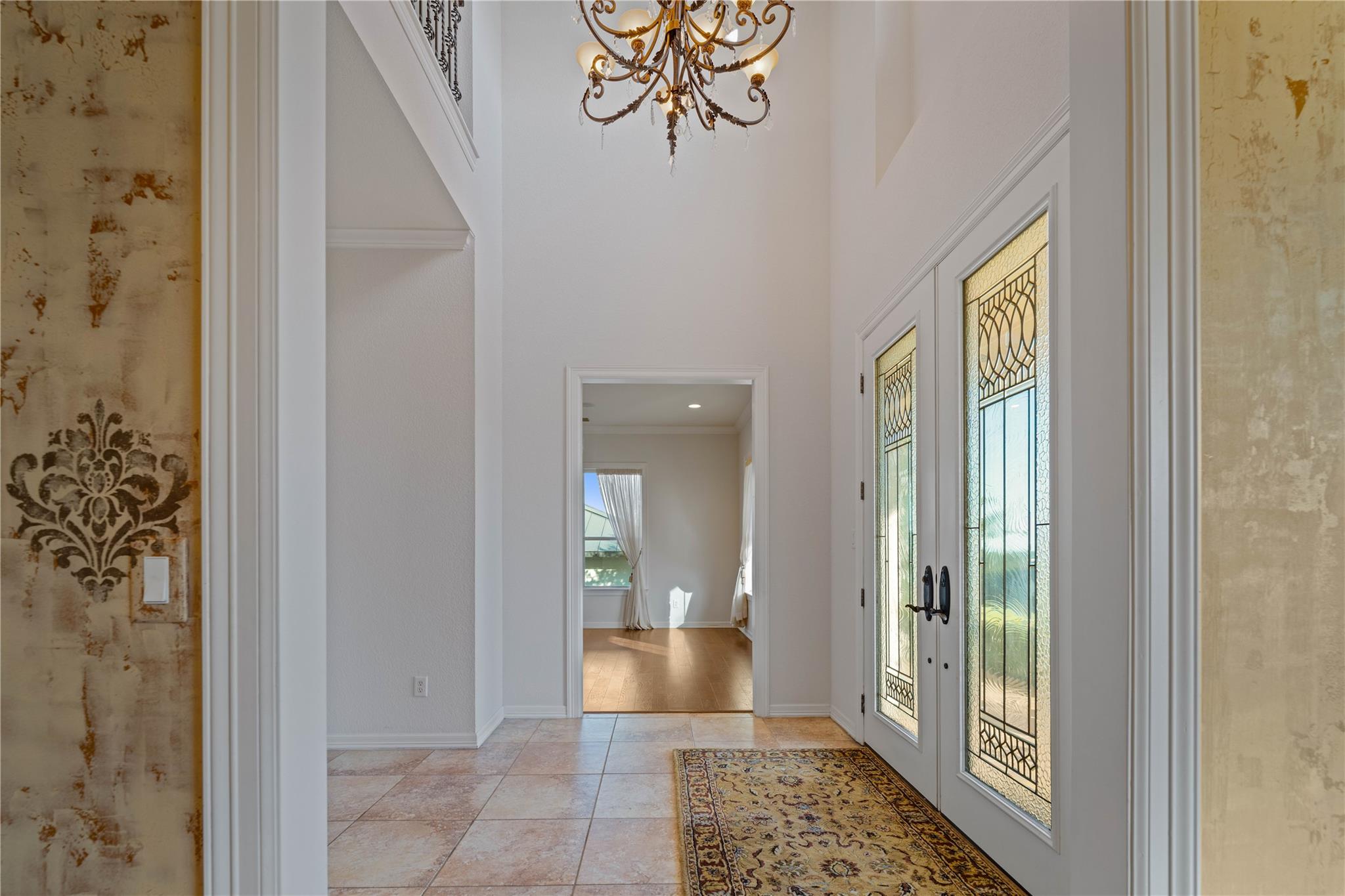 Image 7 of 38 For 758 Mission Hts