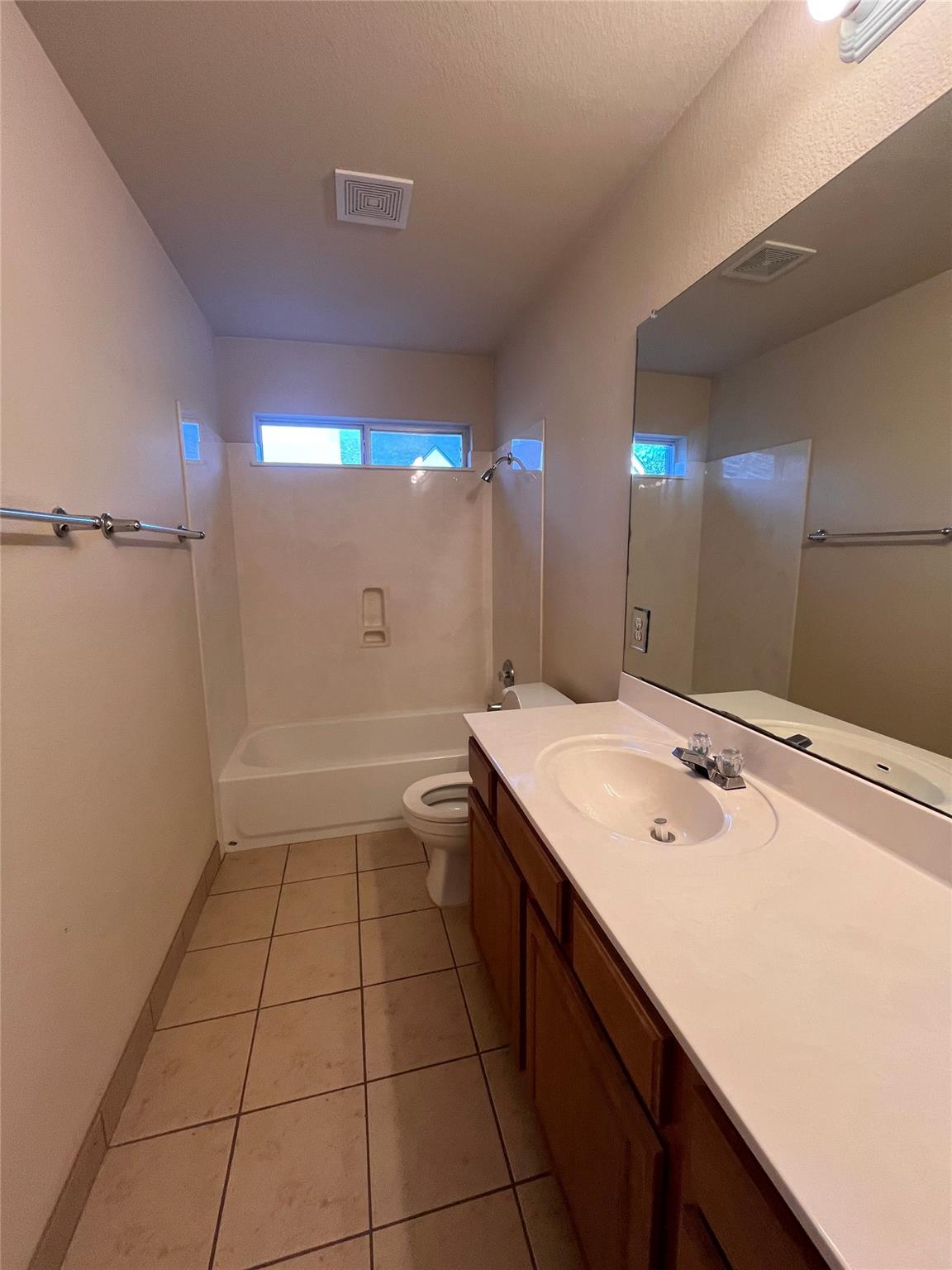 Image 11 of 26 For 6504 Cannonleague Dr B