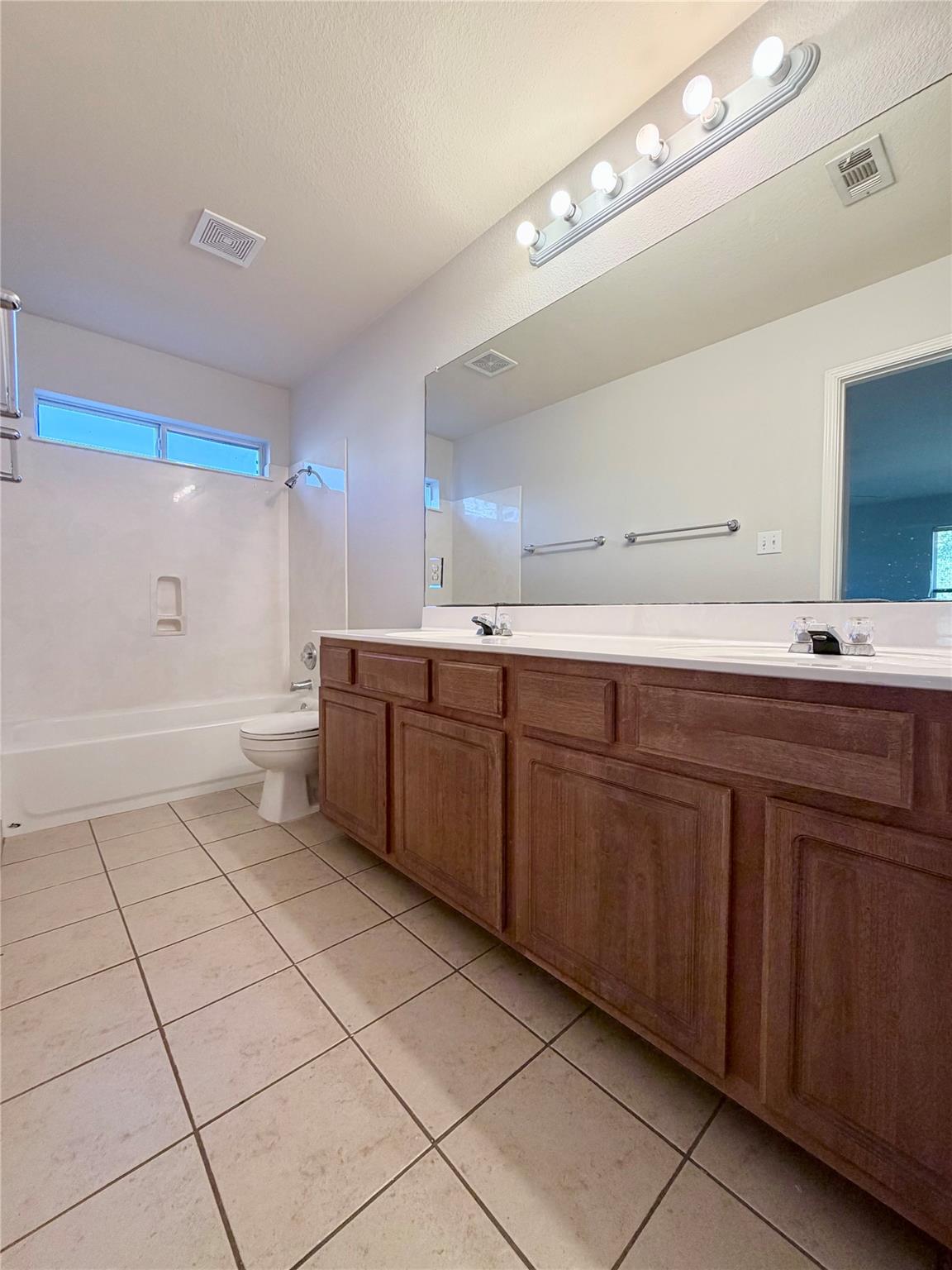 Image 22 of 26 For 6504 Cannonleague Dr B