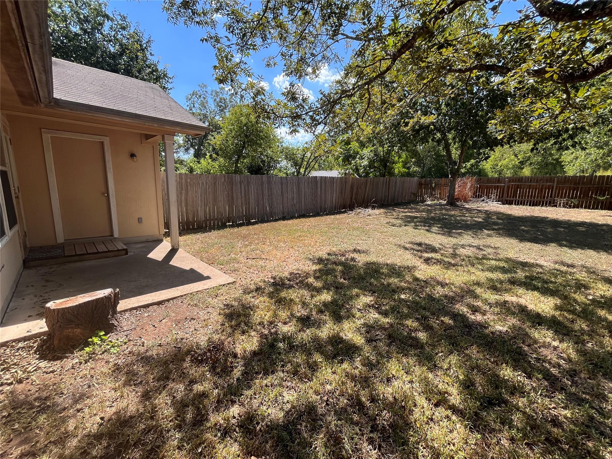 Image 24 of 26 For 6504 Cannonleague Dr B