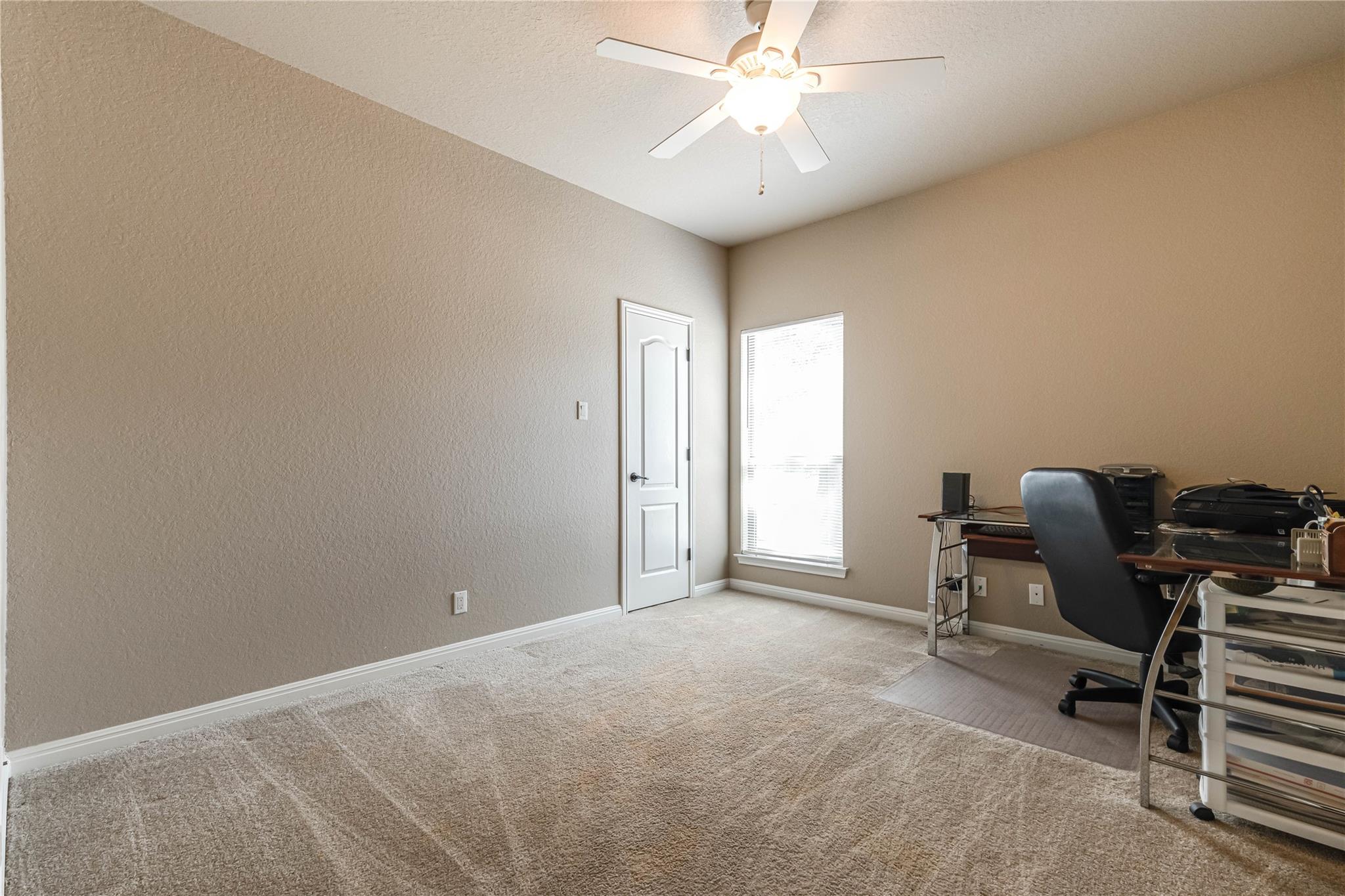 Image 27 of 40 For 205 Sendera Xing