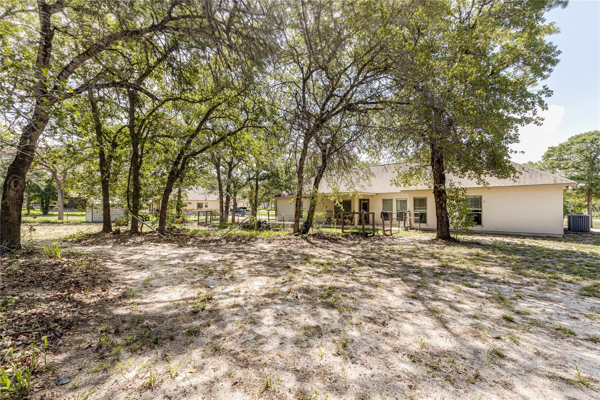 Image 34 of 40 For 205 Sendera Xing