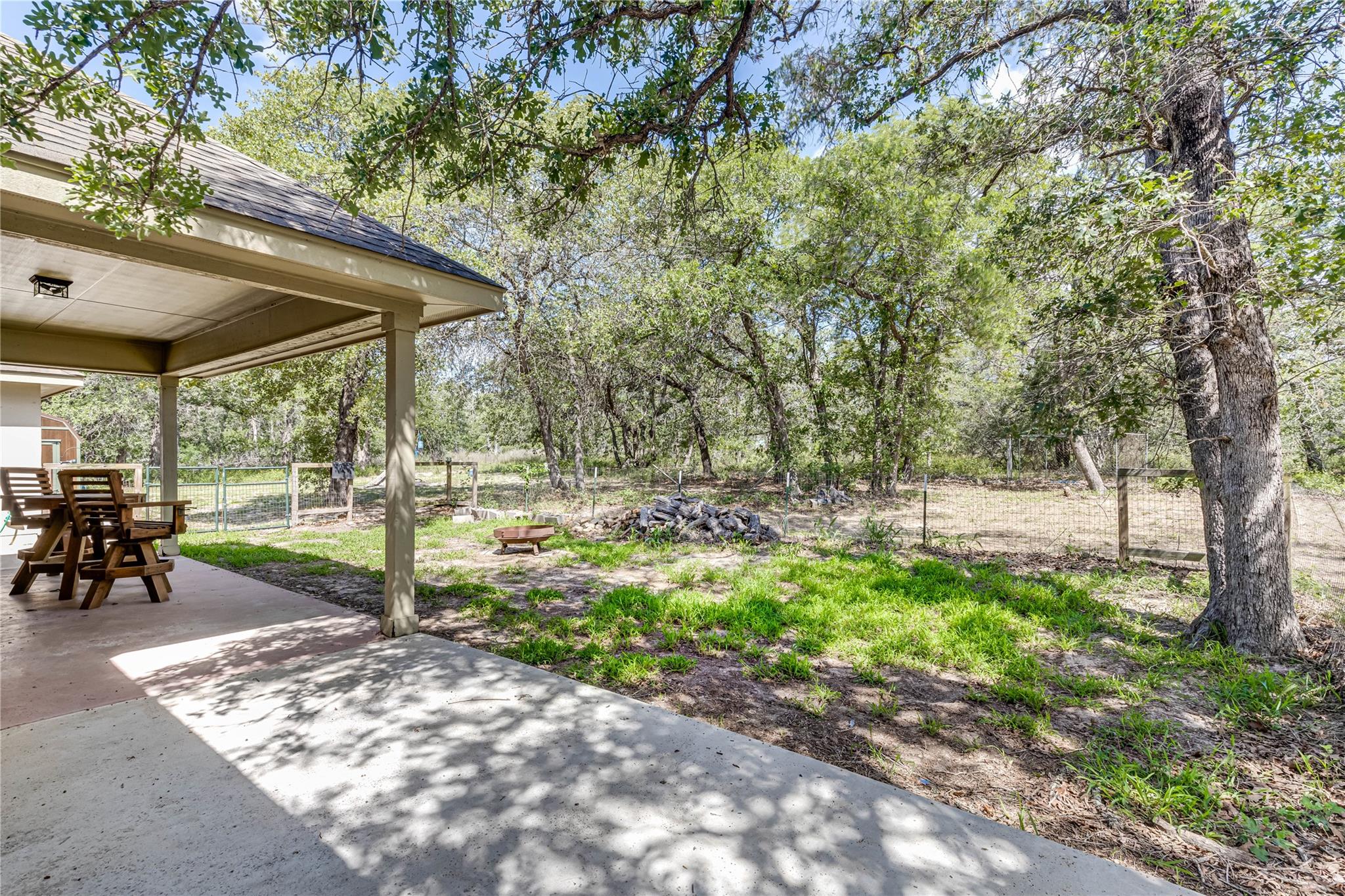 Image 36 of 40 For 205 Sendera Xing