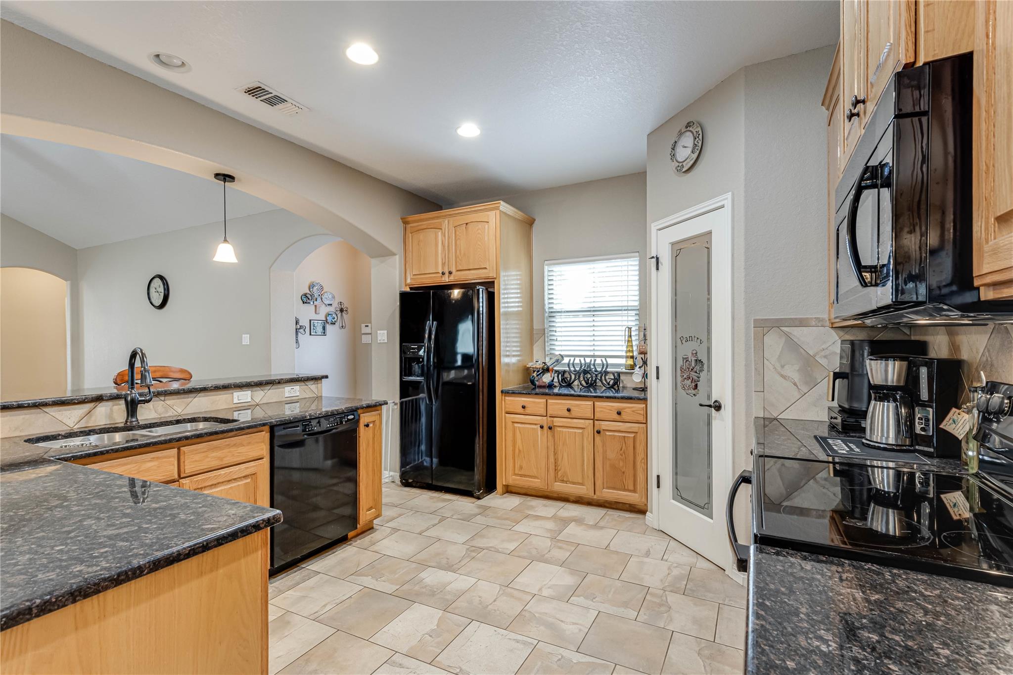 Image 7 of 40 For 205 Sendera Xing