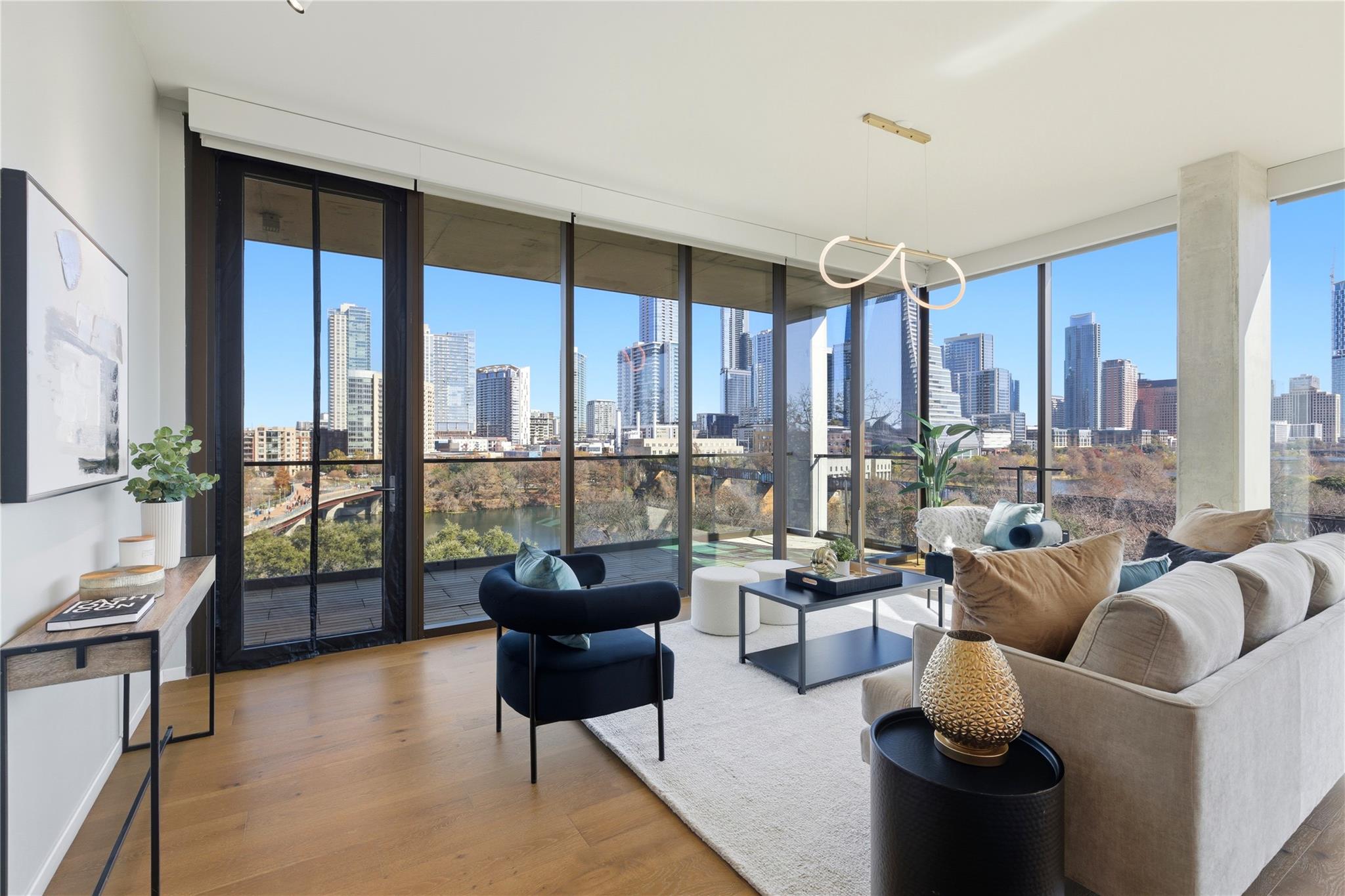 Image 3 of 40 For 1211 Riverside Dr W 6b