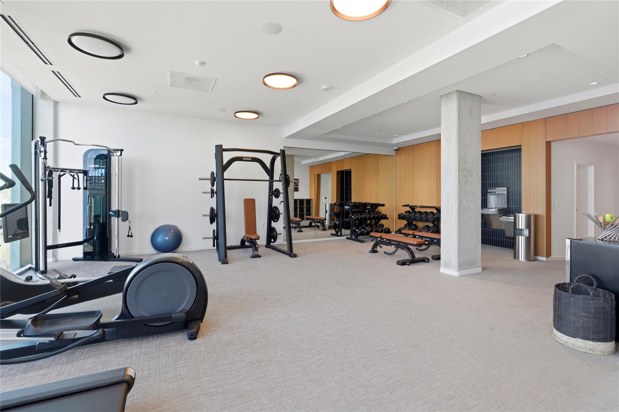 Image 39 of 40 For 1211 Riverside Dr W 6b