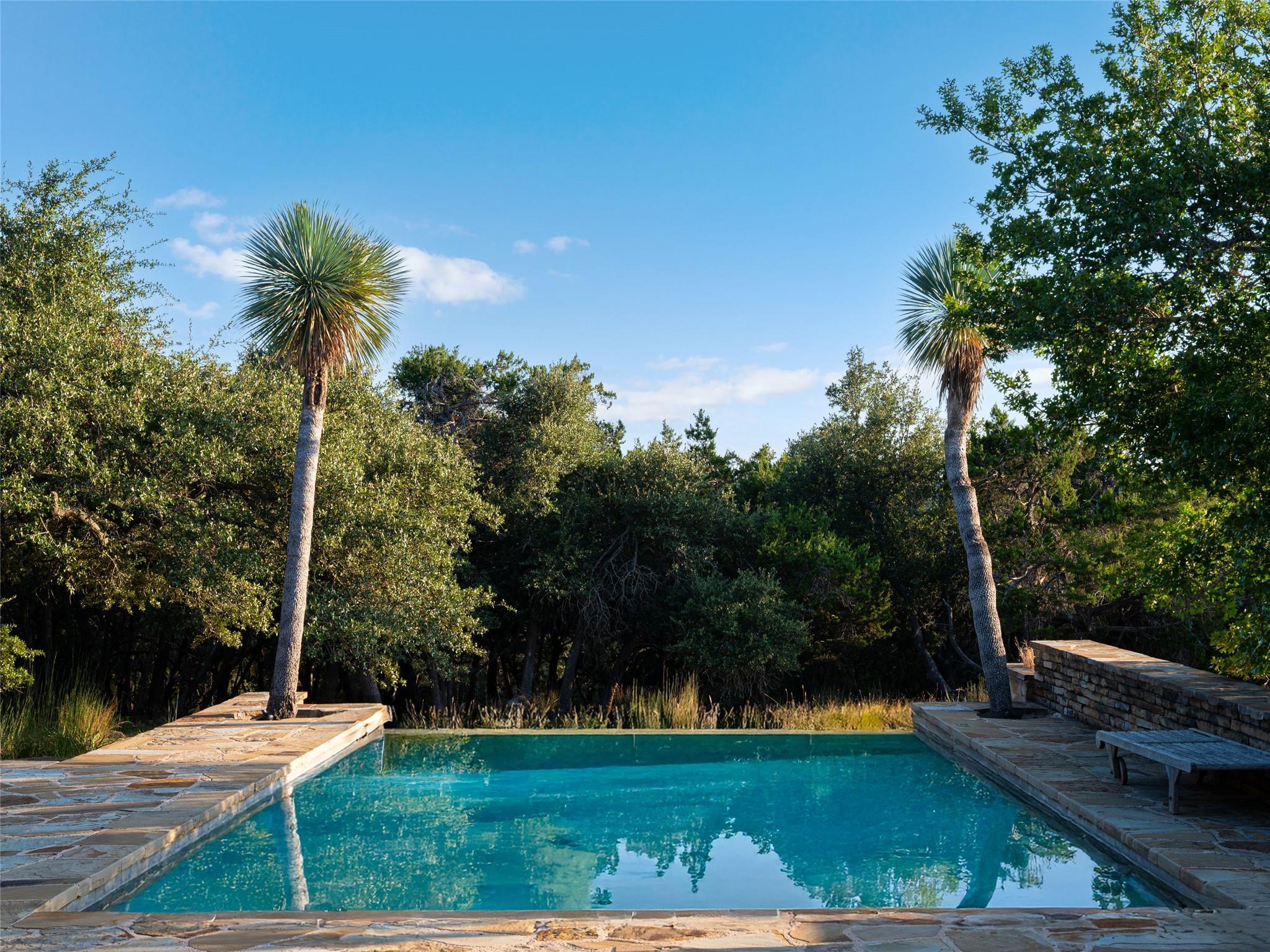 Image 16 of 40 For 5818 Ranch Road 165