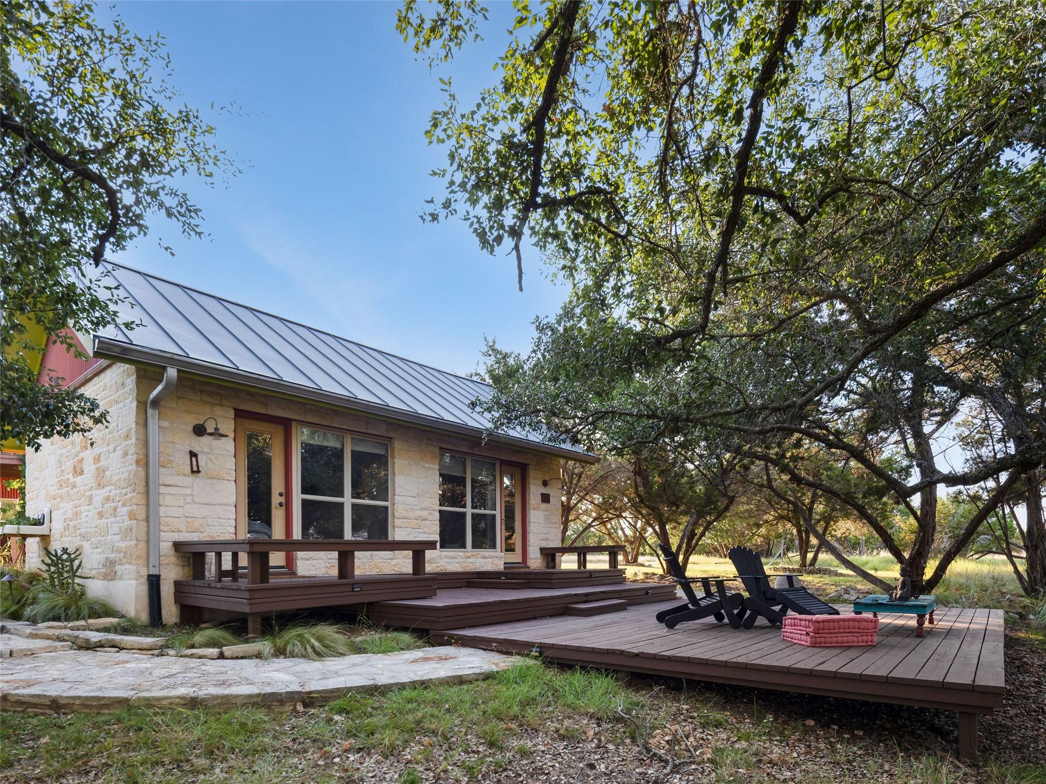 Image 18 of 40 For 5818 Ranch Road 165