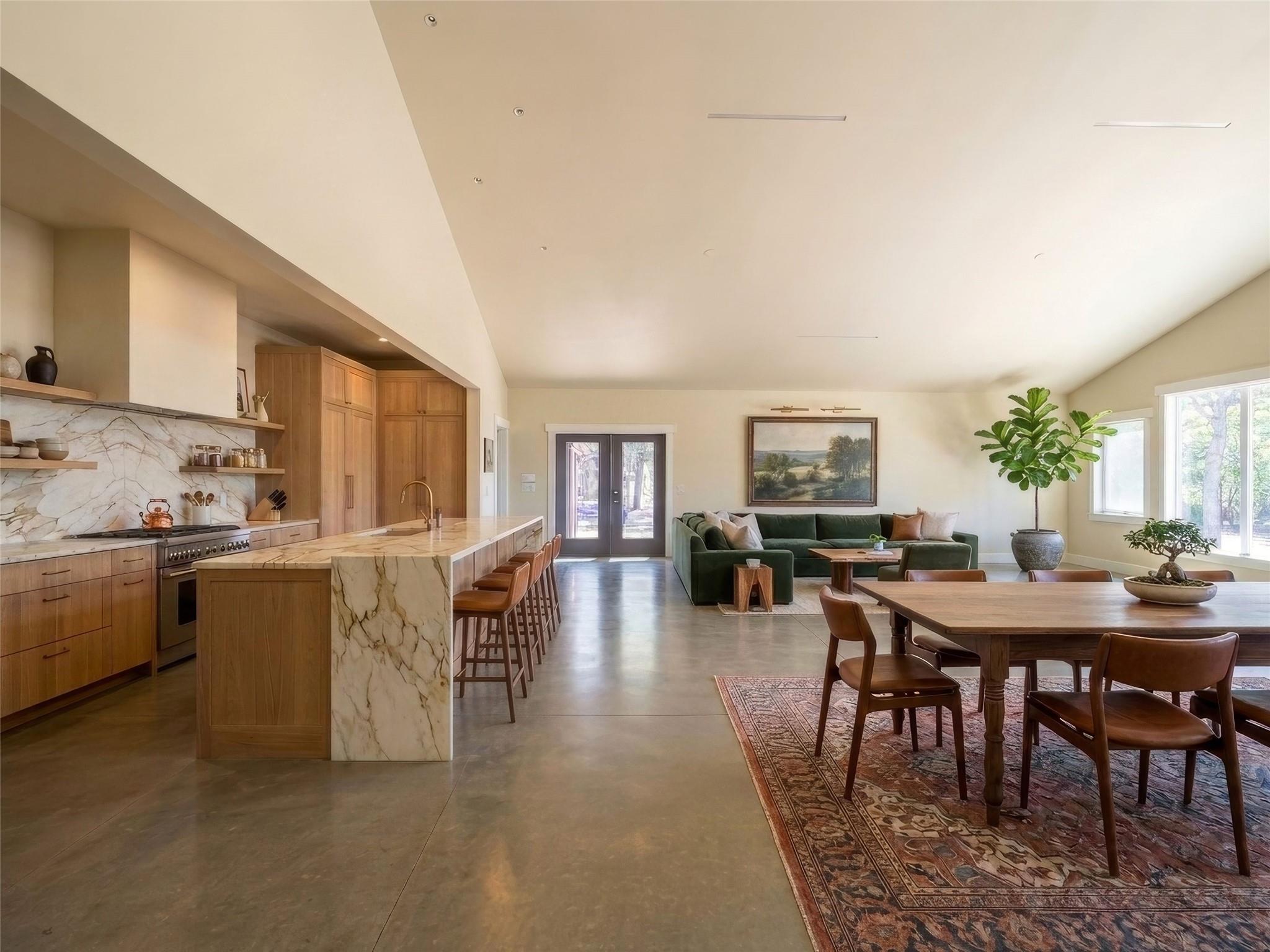 Image 27 of 40 For 5818 Ranch Road 165