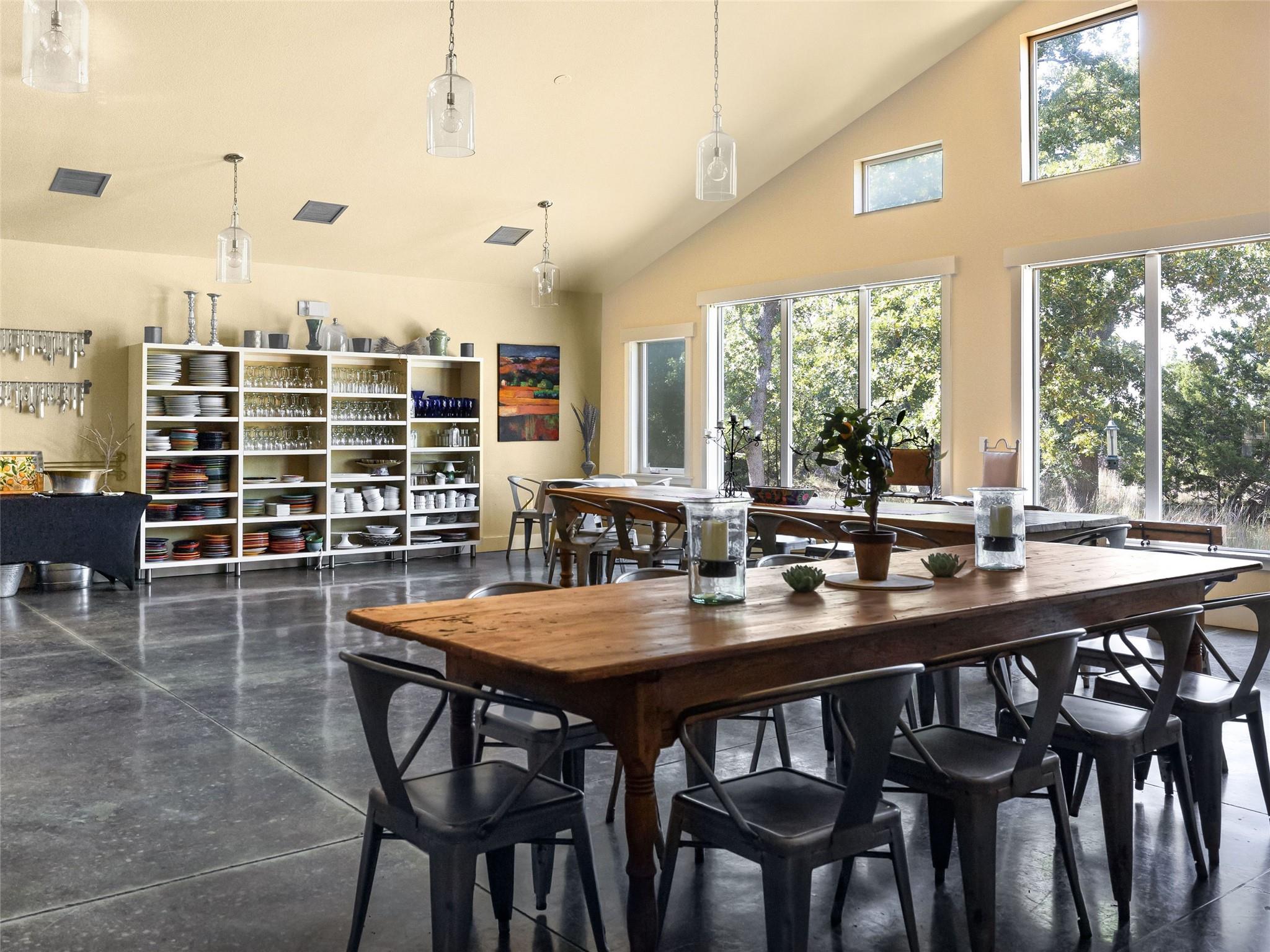 Image 28 of 40 For 5818 Ranch Road 165