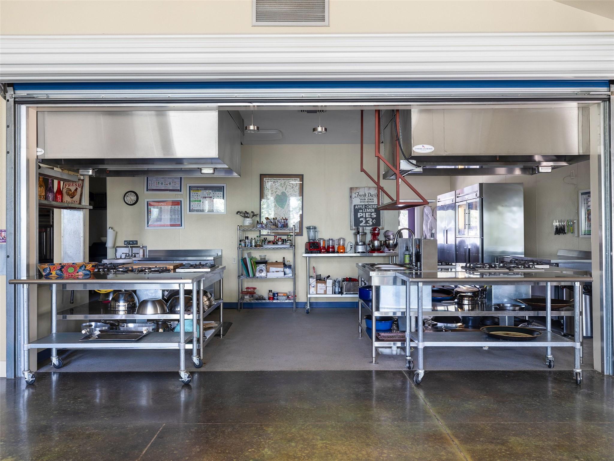 Image 29 of 40 For 5818 Ranch Road 165