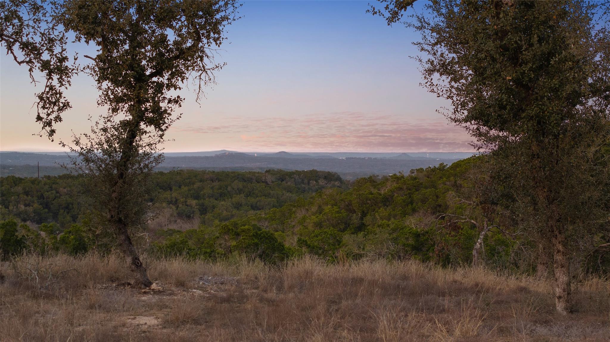 Image 6 of 22 For 5946 Grotto Creek Ct