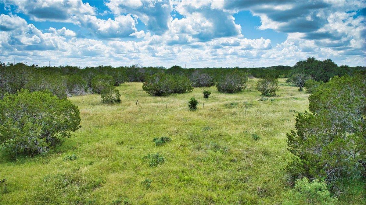 Image 10 of 19 For 555 Summer Hill Ln