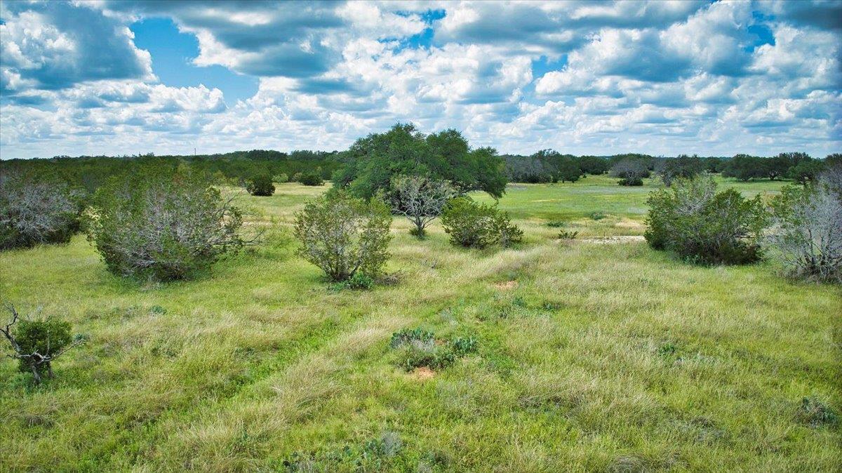 Image 11 of 19 For 555 Summer Hill Ln