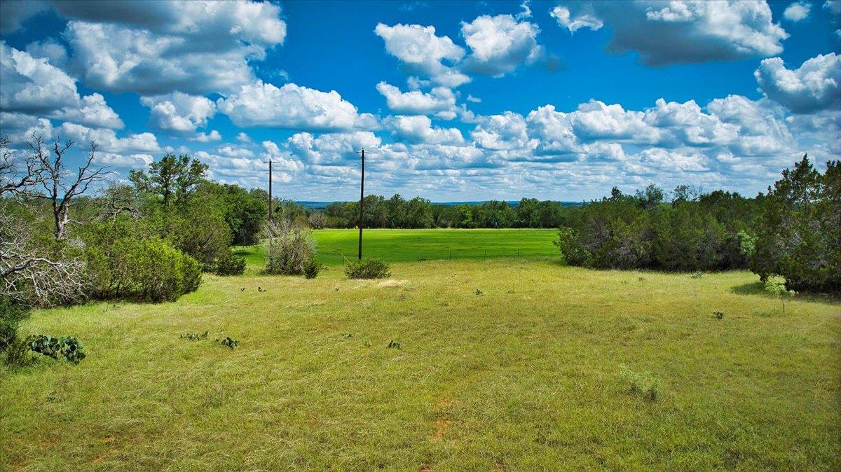 Image 8 of 19 For 555 Summer Hill Ln