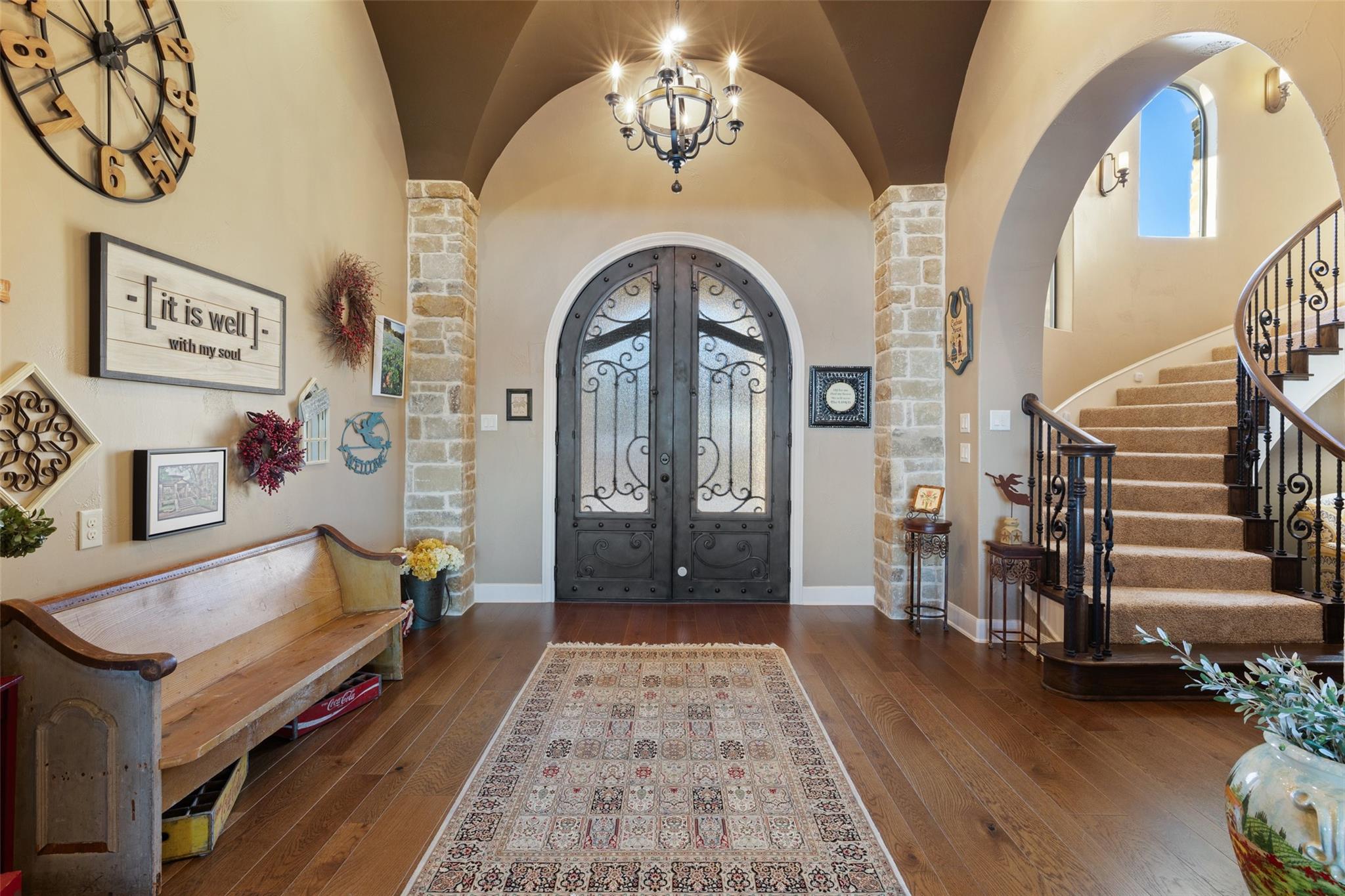 Image 5 of 40 For 1039 Bluewater Pl