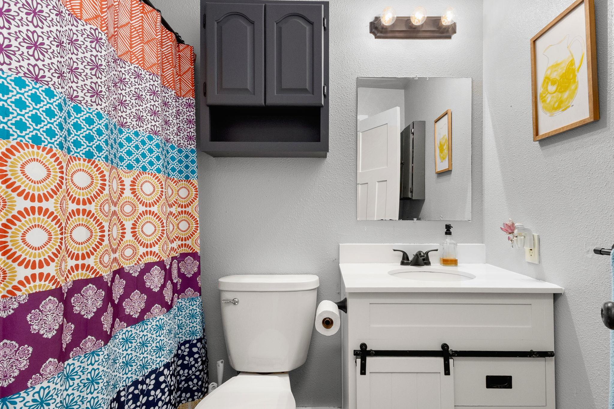 Image 11 of 21 For 195 Lakeside Dr