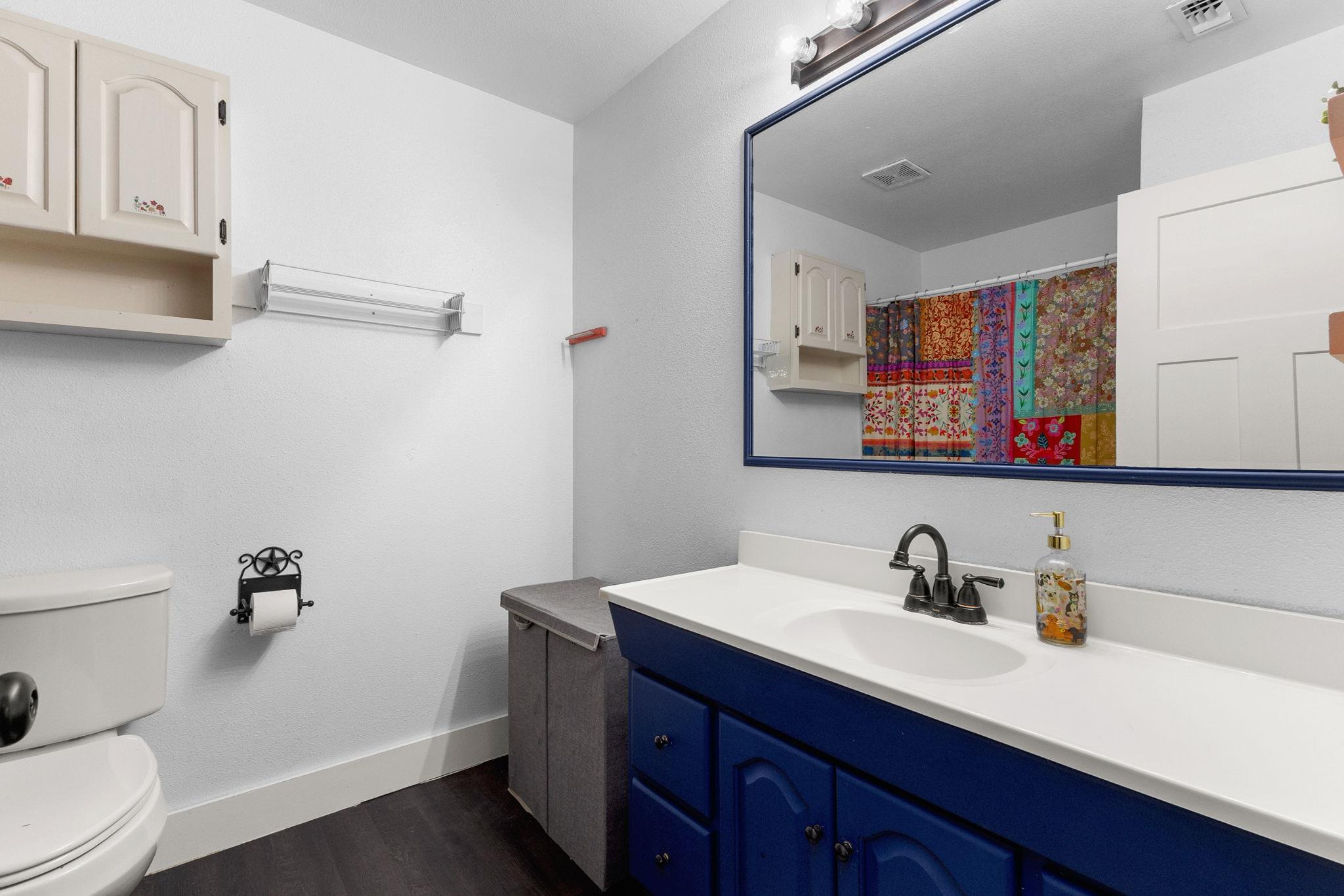 Image 14 of 21 For 195 Lakeside Dr