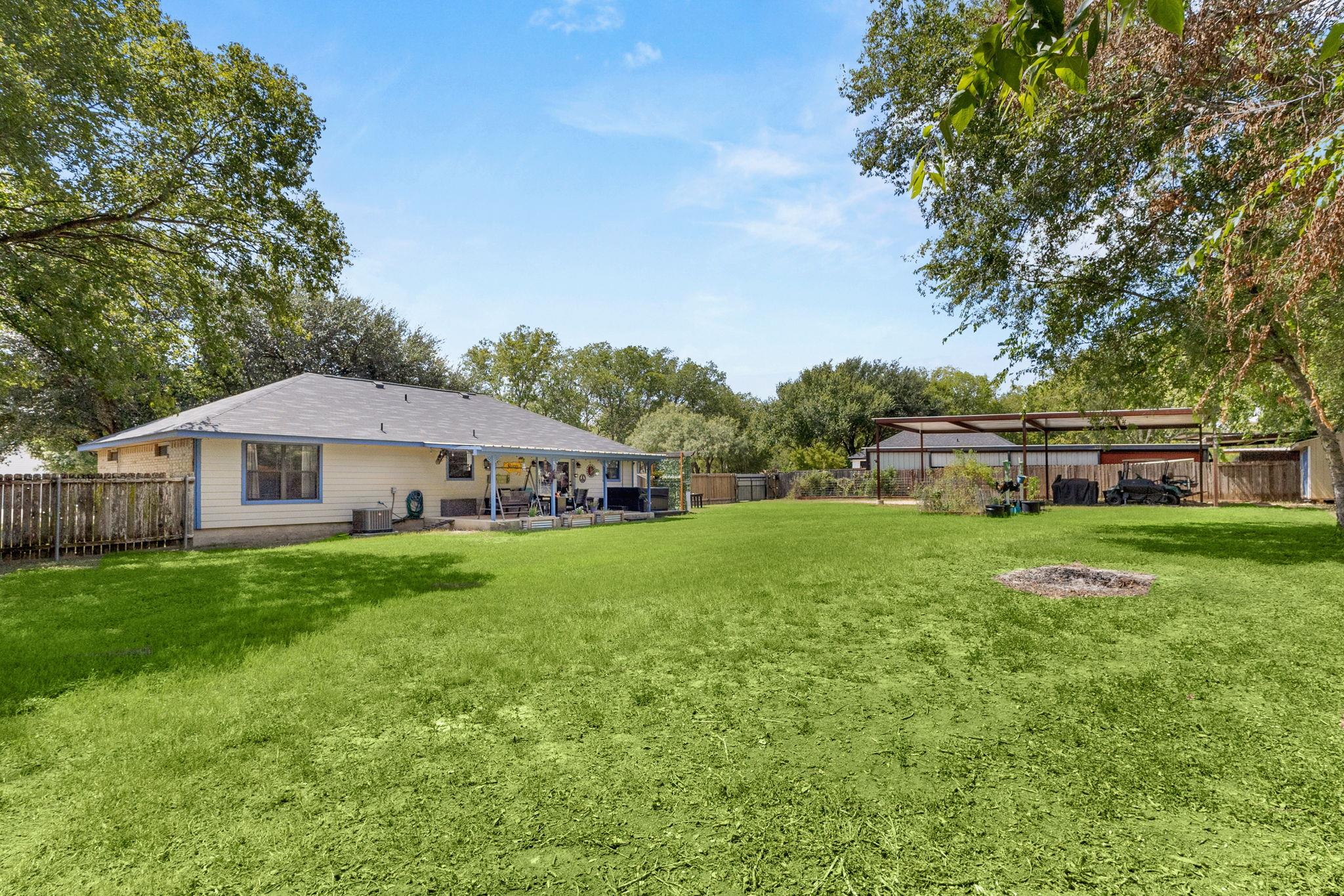 Image 19 of 21 For 195 Lakeside Dr