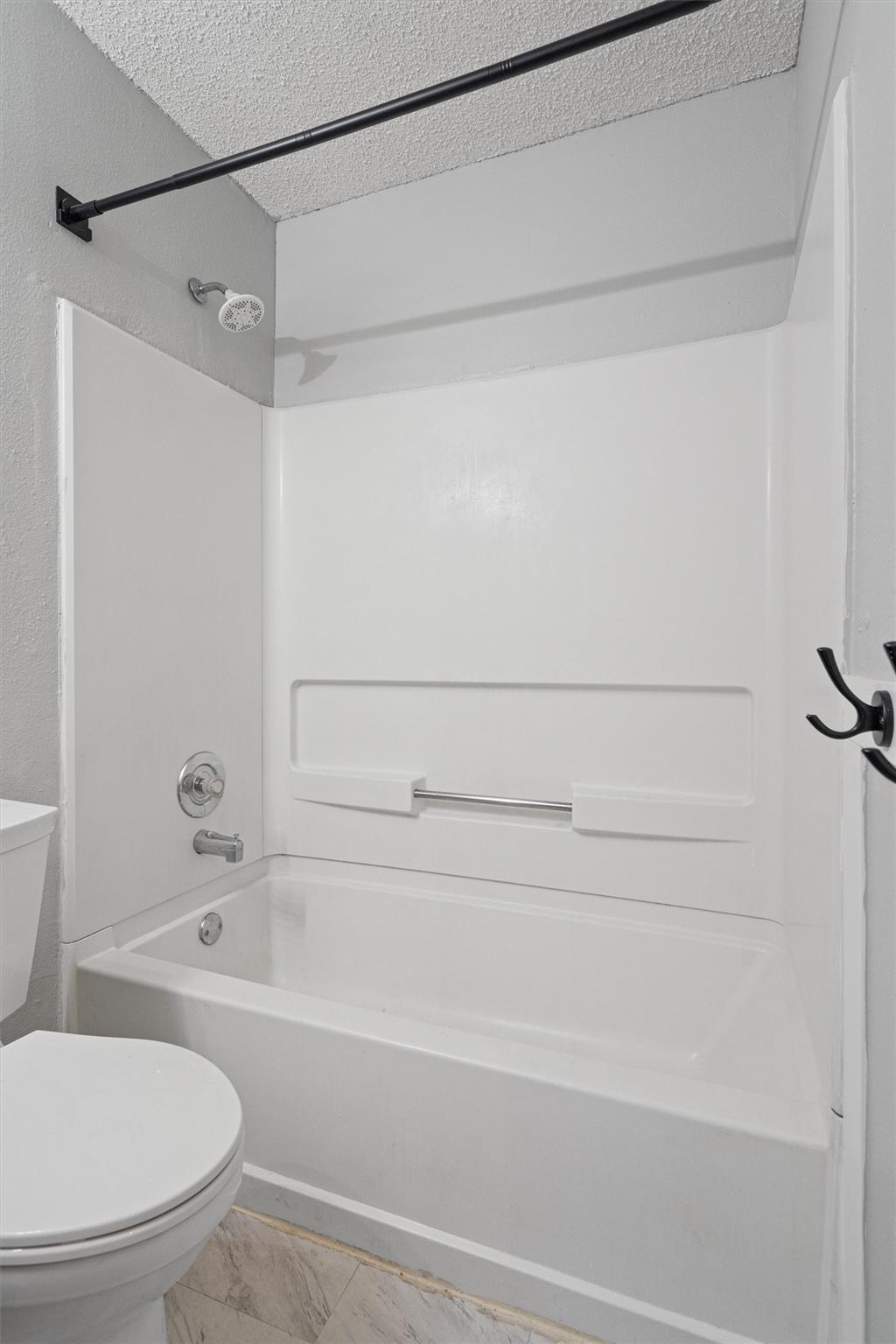 Image 24 of 30 For 1082 Stone Holw